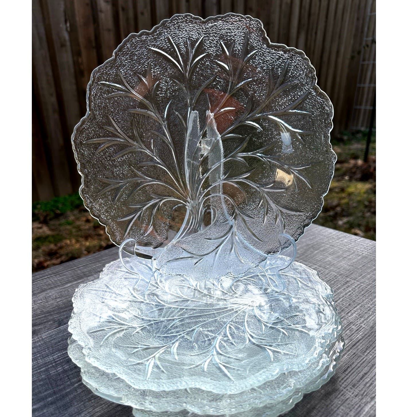 Indiana Glass Pebbled Tree of Life Clear Glass Snack Plates-Set of 4 - Thumbnail 3