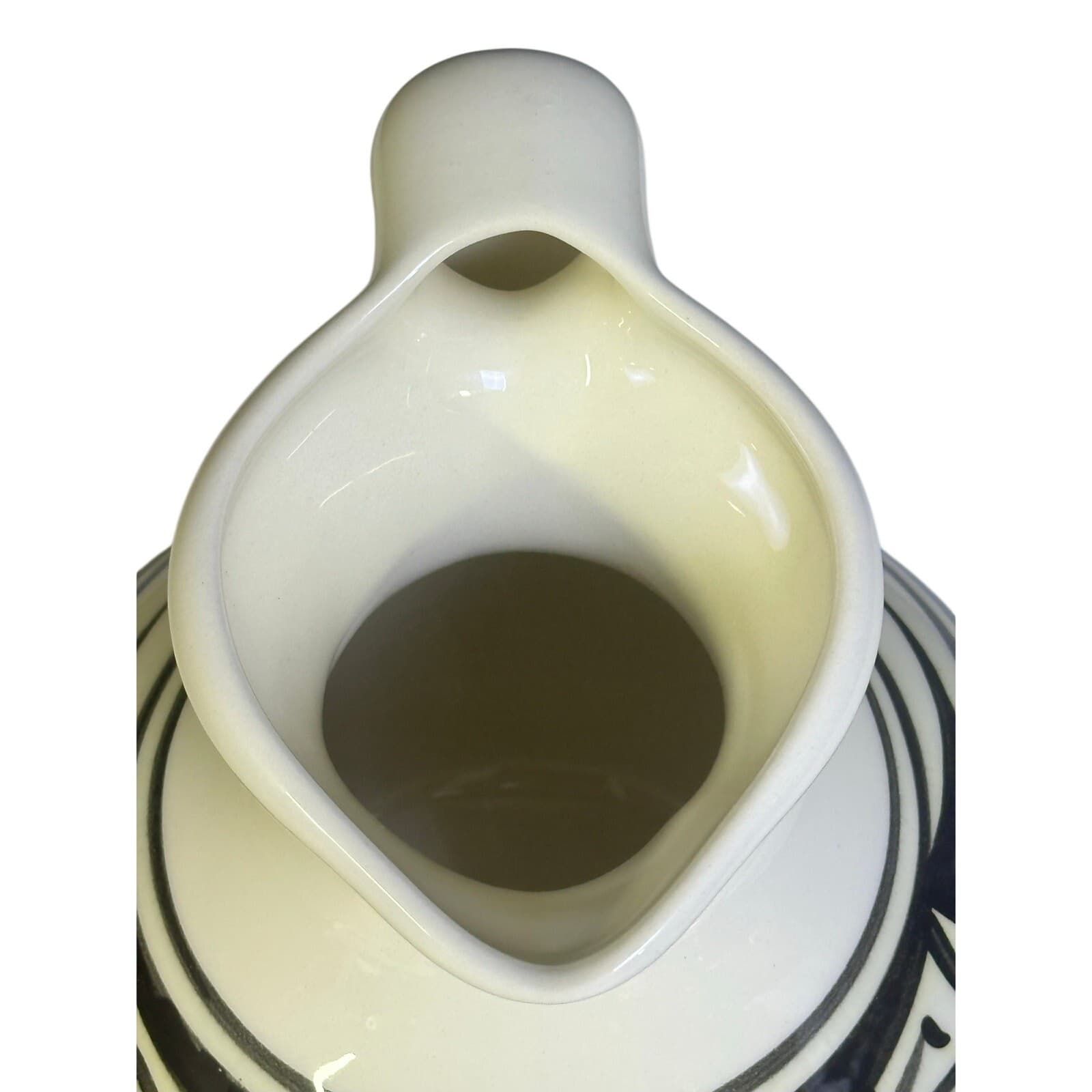 Native American Vintage Artisanal Southwestern Pottery Jug Vase Navajo Signed - Thumbnail 5