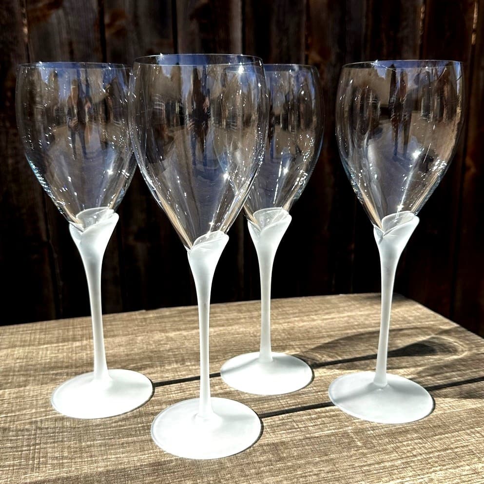Colony Retired 1986-1993 'Amaryllis' Satin 9.75" Water Goblets-Stunning Set of 4 - Thumbnail 3