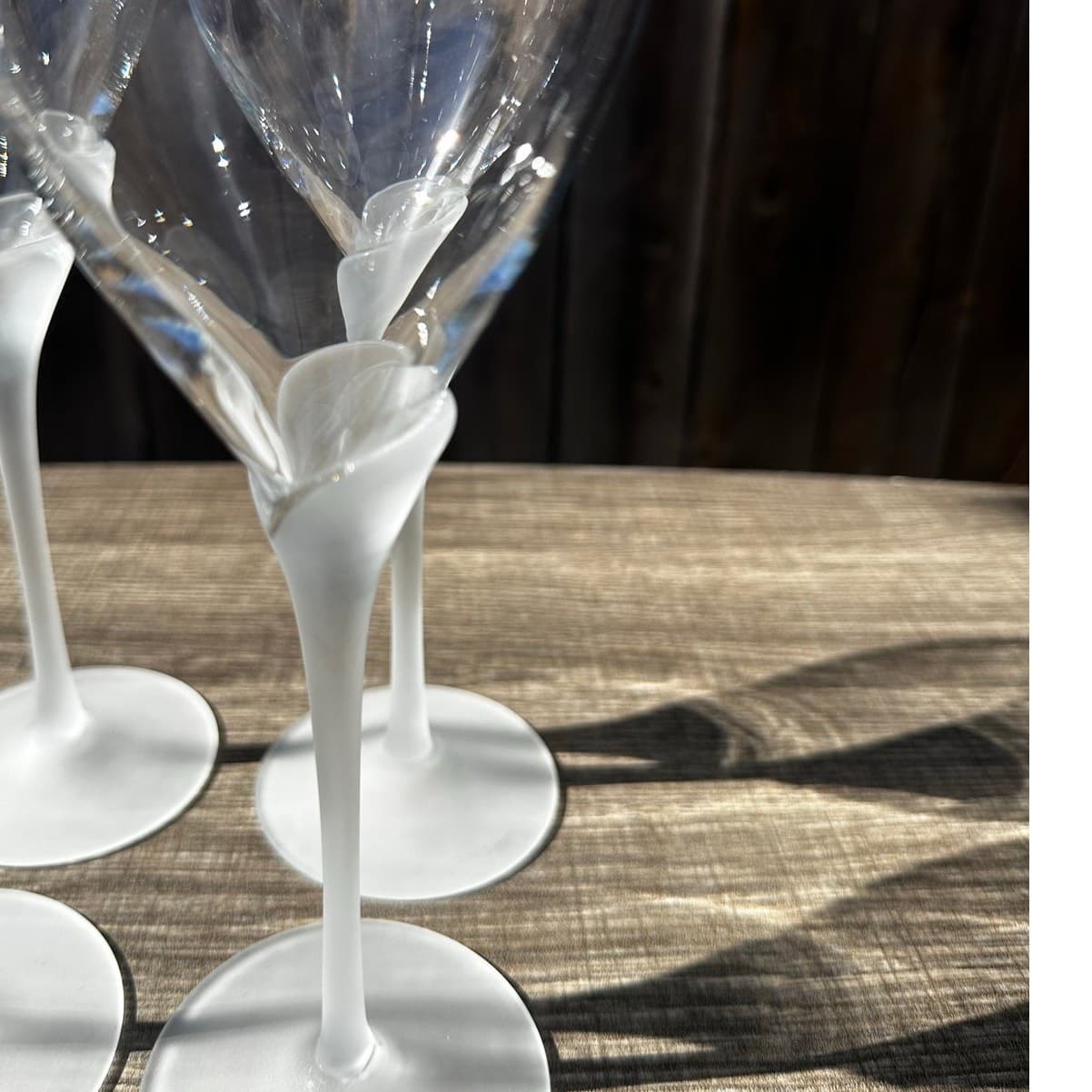 Colony Retired 1986-1993 'Amaryllis' Satin 9.75" Water Goblets-Stunning Set of 4 - Thumbnail 4