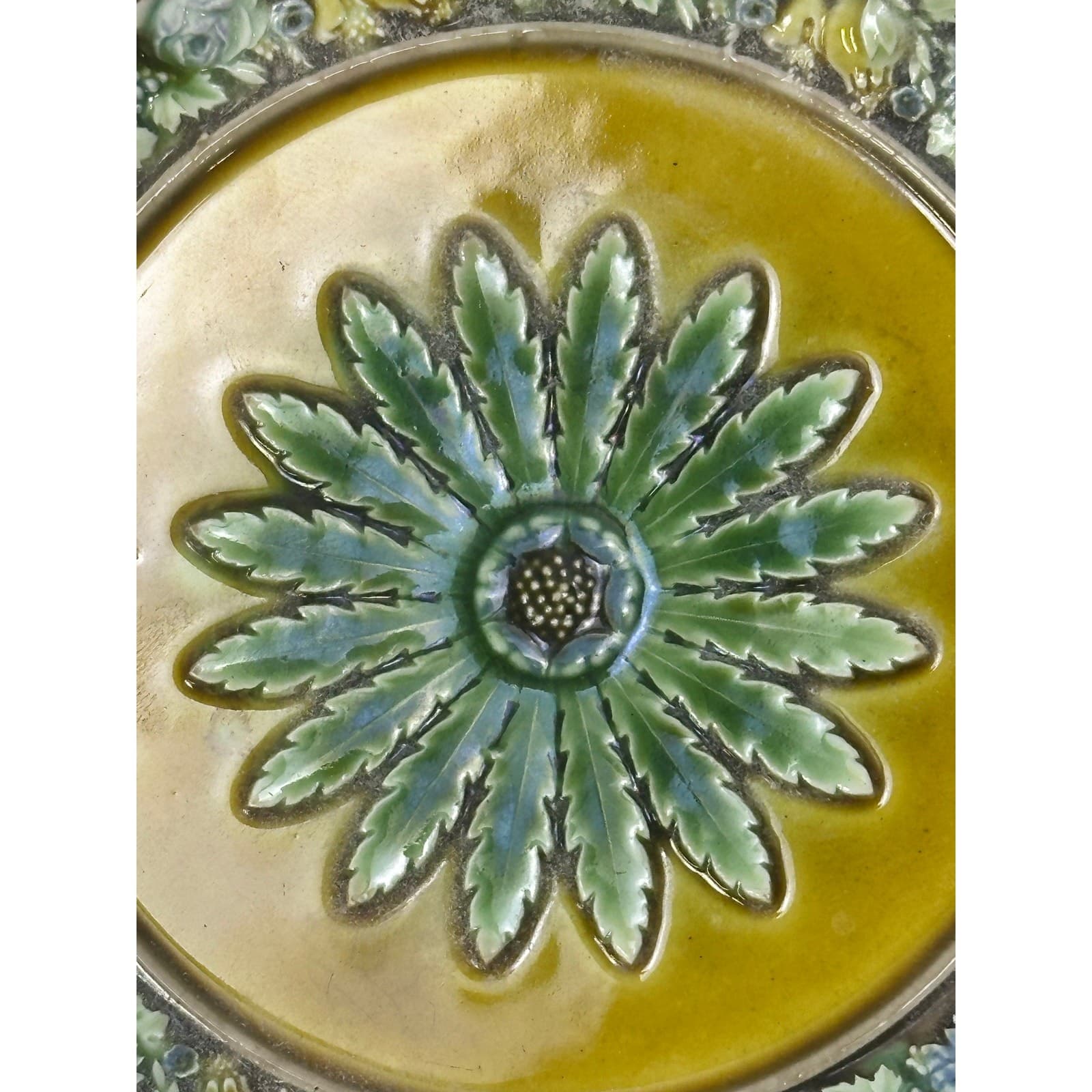 Wedgwood England Antique Late 1800's Majolica Small Comport Floral Motifs-Rare - Thumbnail 4