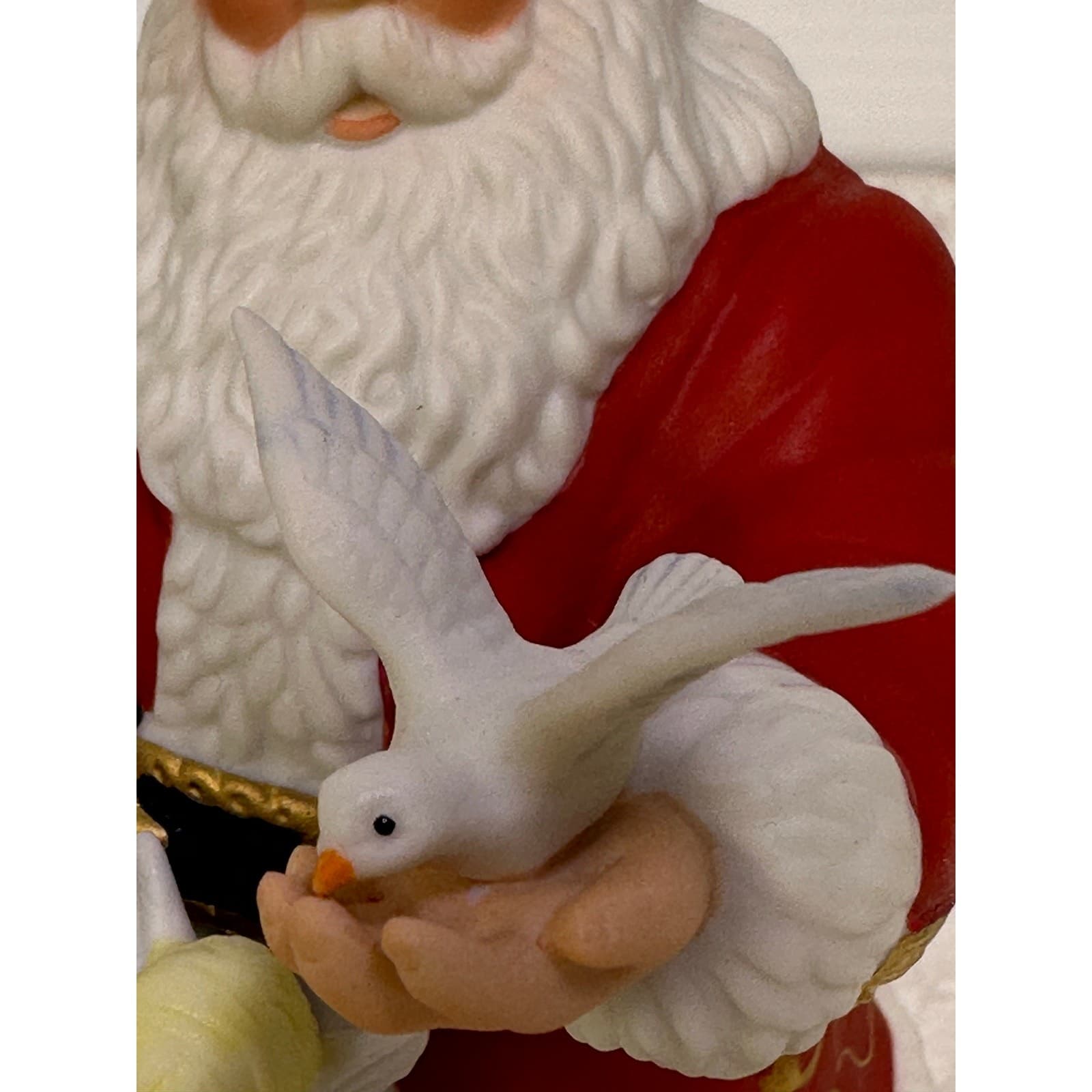 Lenox 2000 Santa Claus, Dove and Christmas Stocking Figurine in Original Box - Thumbnail 6