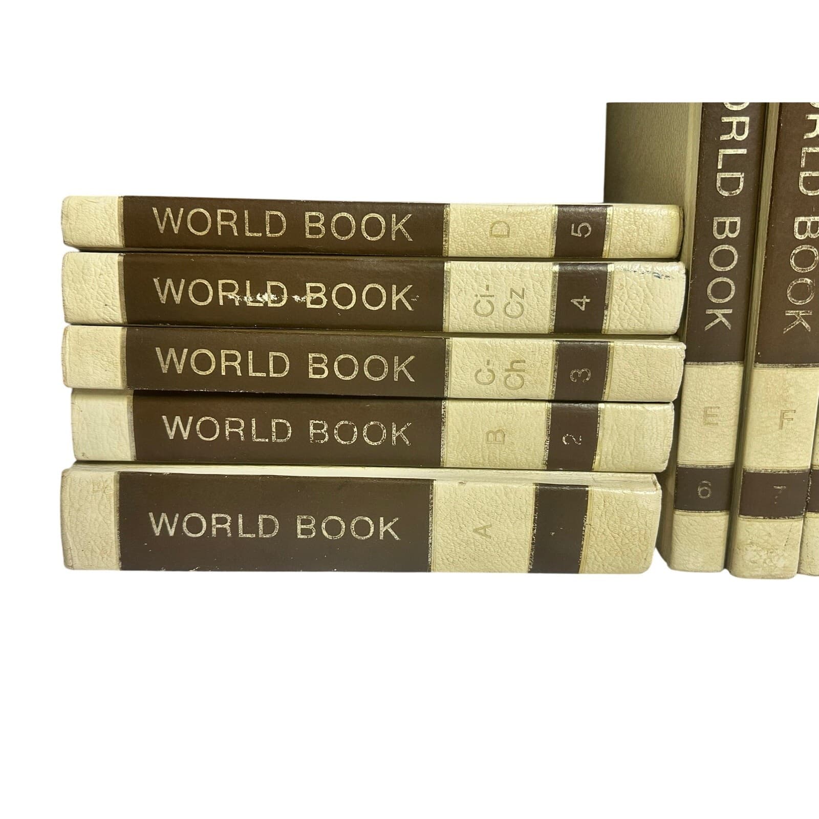 1973 World Book Encyclopedia Set-21 Volumes (Missing Vol 18) w/Reference Guide - Thumbnail 3