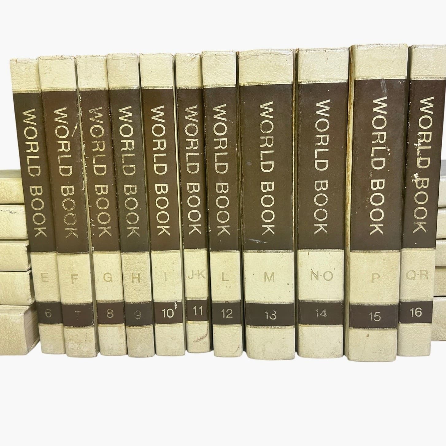 1973 World Book Encyclopedia Set-21 Volumes (Missing Vol 18) w/Reference Guide