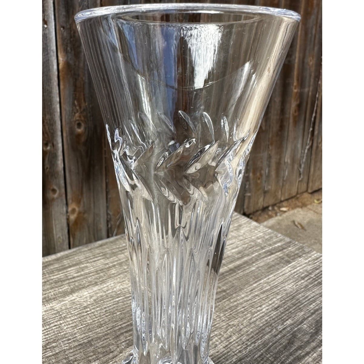 Waterford Crystal Fleurology 'Amy' 9" Tall Footed Vase-Excellent - Thumbnail 4