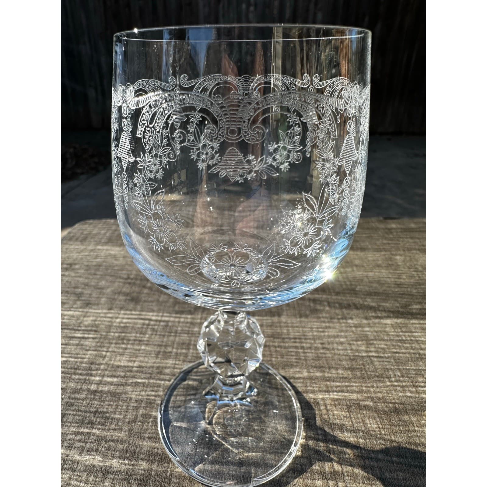 Bohemia Crystal 'Cascade Bell' Etched 5.75" Wine Glasses Cut Ball Stem- Set of 5 - Thumbnail 8