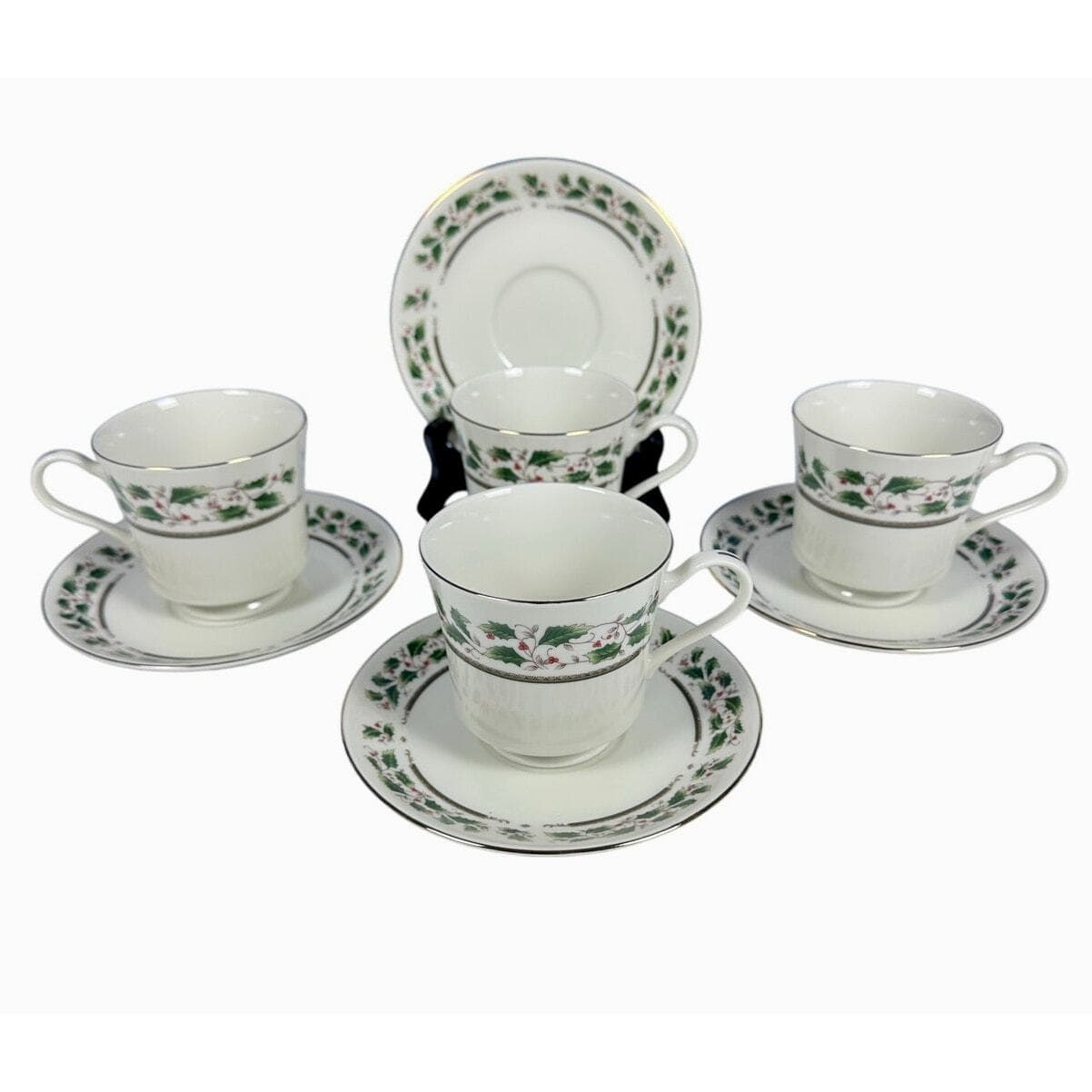 Royal Limited Holly Holiday Footed Cups and Saucers-Set of 4-Excellent!