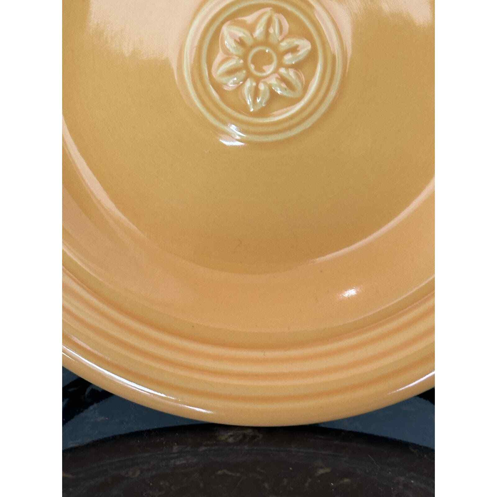 Oneida Petals Marigold Yellow Flower Salad/Dessert Plate-8" Discontinued - Thumbnail 6