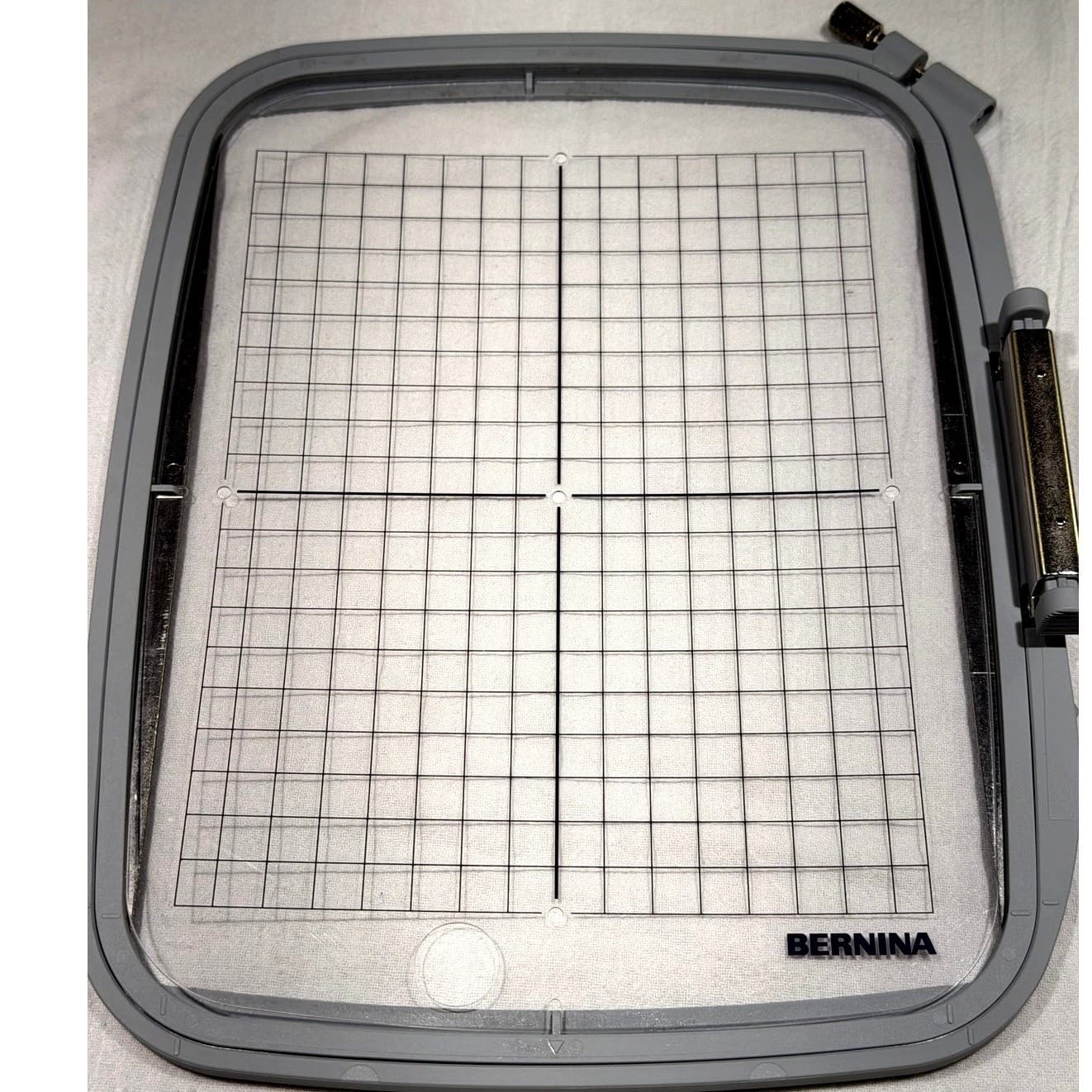 Bernina Large Oval Embroidery Hoop Metal Reinforced Frame Excellent Condition - Thumbnail 4