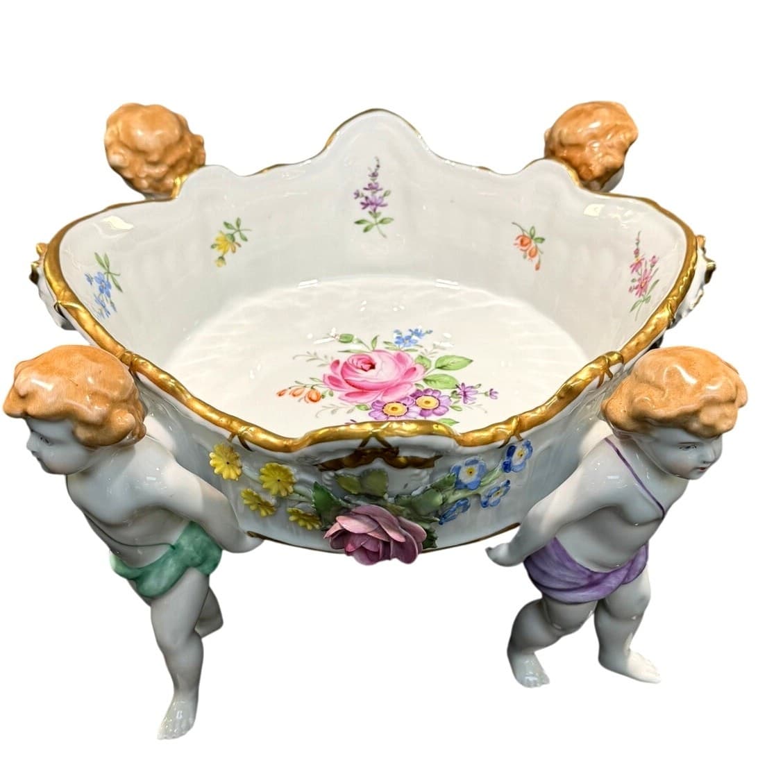 Von Schierholz Germany c. 1930–1945 Porcelain 4 Cherubs Handmalerei Centerpiece