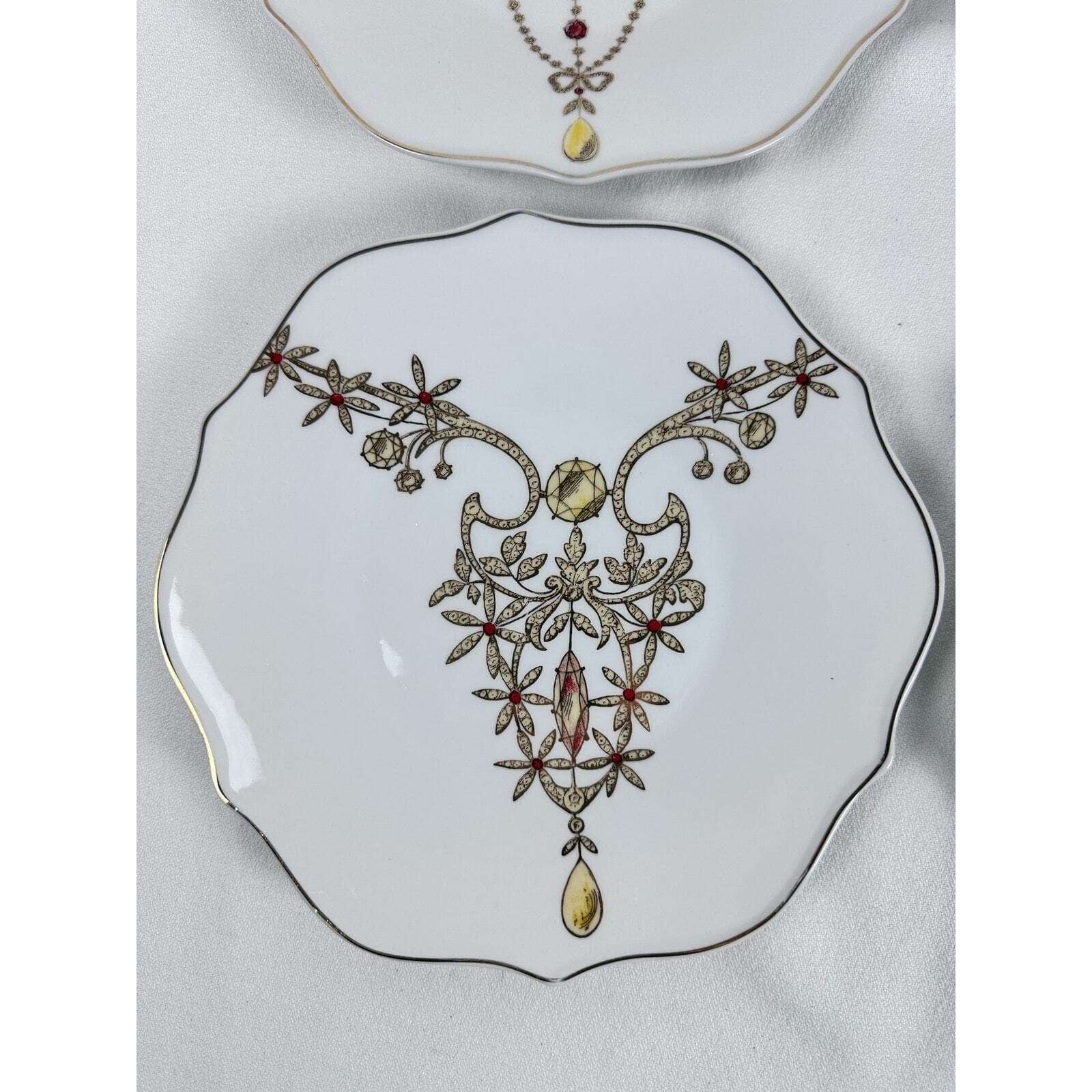 ROSANNA LES BIJOUX 8” Luncheon Desert Plates Jewelry Design Set of 4 - Thumbnail 4