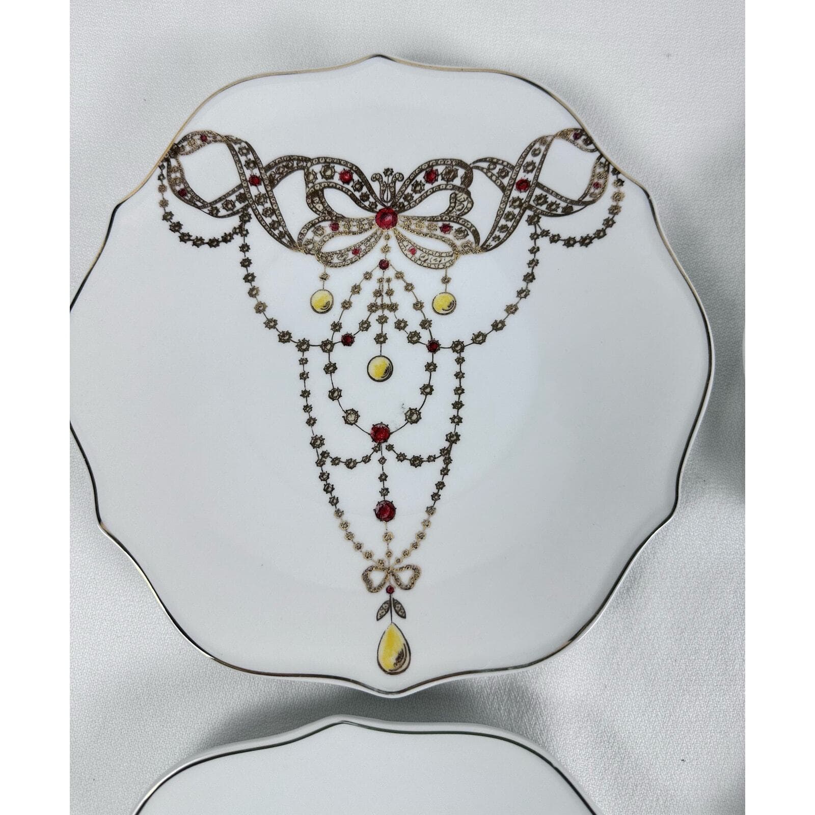 ROSANNA LES BIJOUX 8” Luncheon Desert Plates Jewelry Design Set of 4 - Thumbnail 2