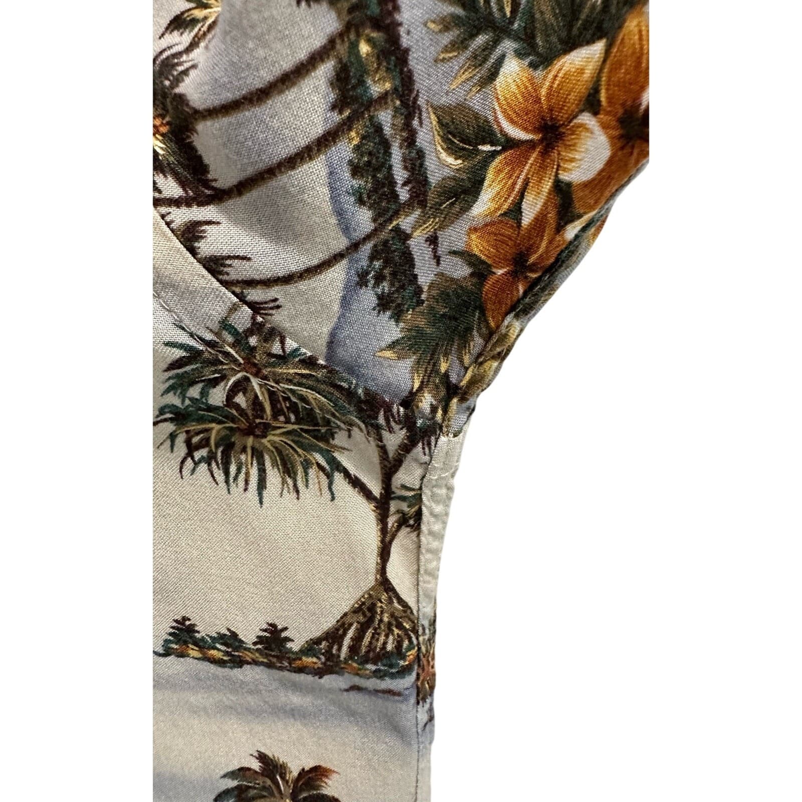 Pierre Cardin Rayon Hawaiian Shirt Men’s Large Tropical Palm Tree Island Scene - Thumbnail 6