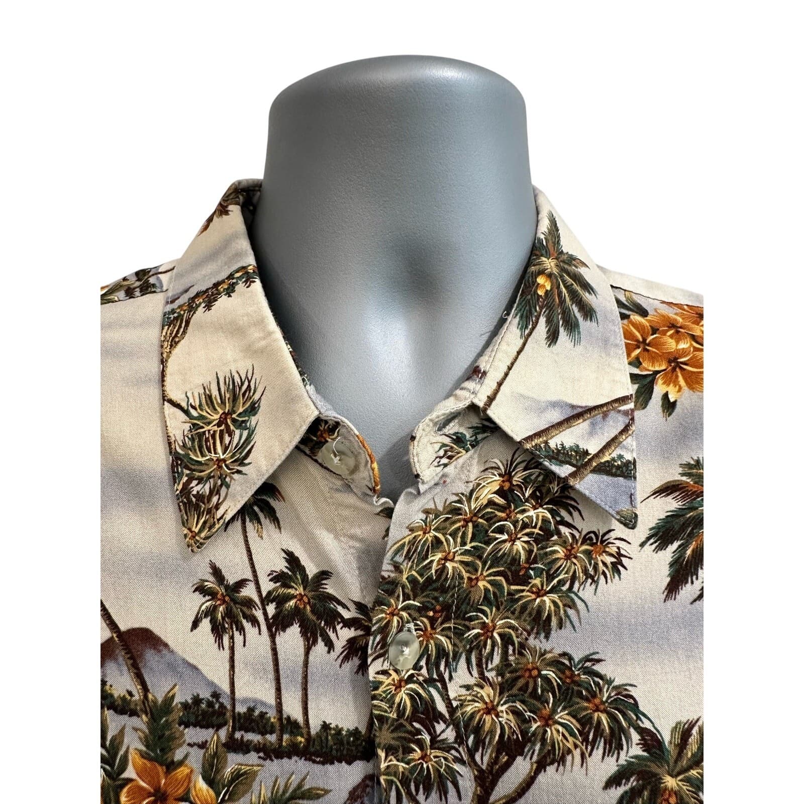 Pierre Cardin Rayon Hawaiian Shirt Men’s Large Tropical Palm Tree Island Scene - Thumbnail 3