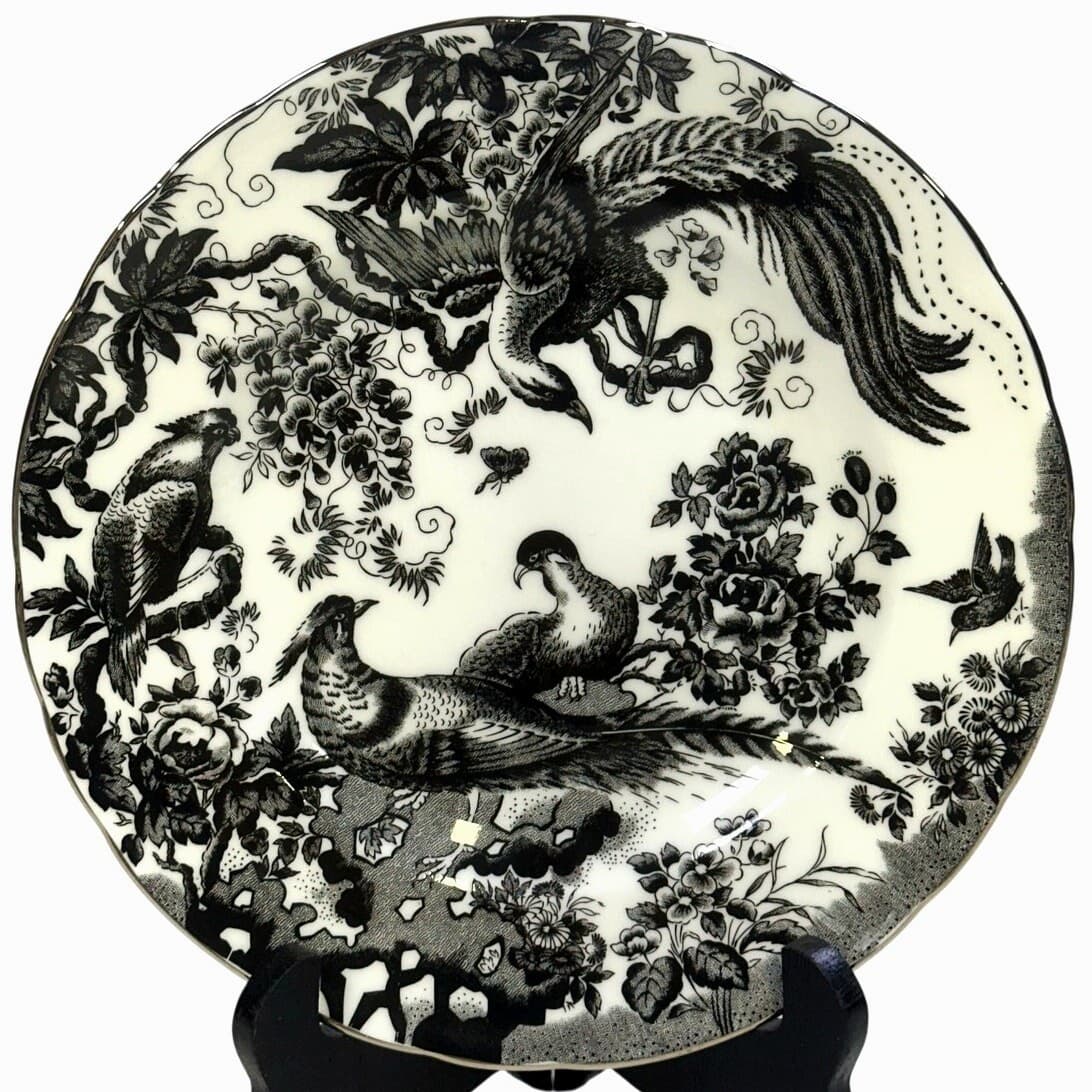 Royal Crown Derby England Retired 2001-2019 'Black Aves' Platinum Salad Plate