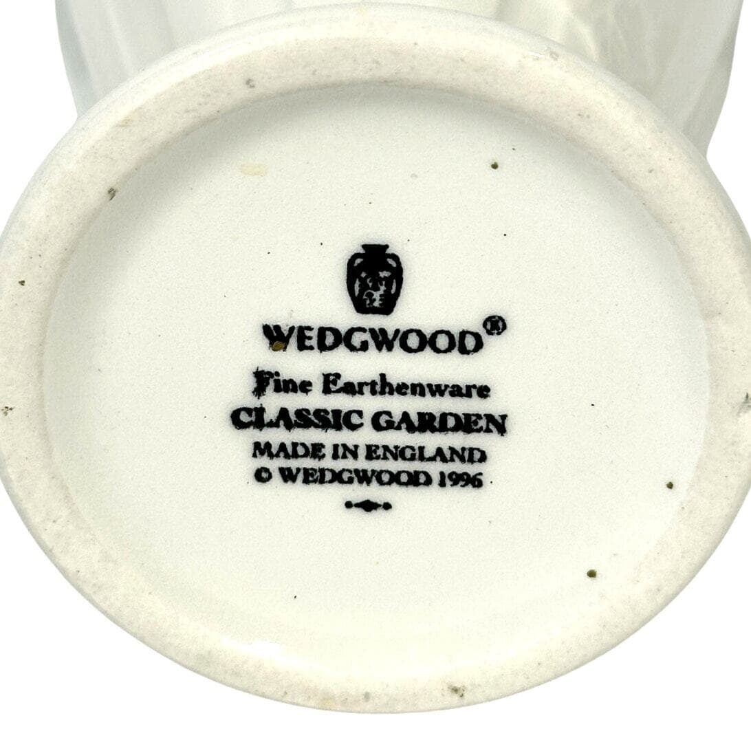 Wedgwood 1996 White Earthenware England Embossed Classic Garden 5" Vase-NEW! - Thumbnail 4