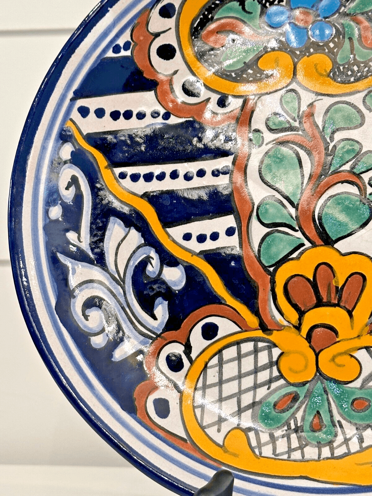 Talavera Mexican Folk Art Signed Hand Painted Hanging Plate #1 - Thumbnail 3