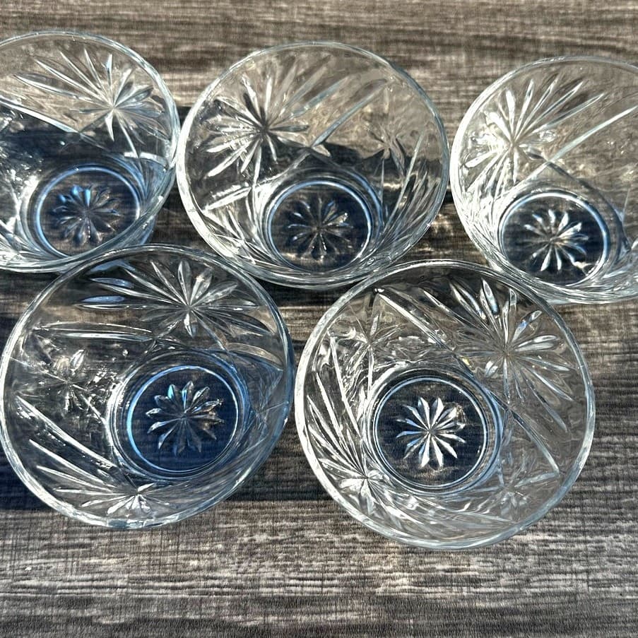 Anchor Hocking Prescut Vintage Clear Small Dessert/Custard Cup-Set of 5 - Thumbnail 4