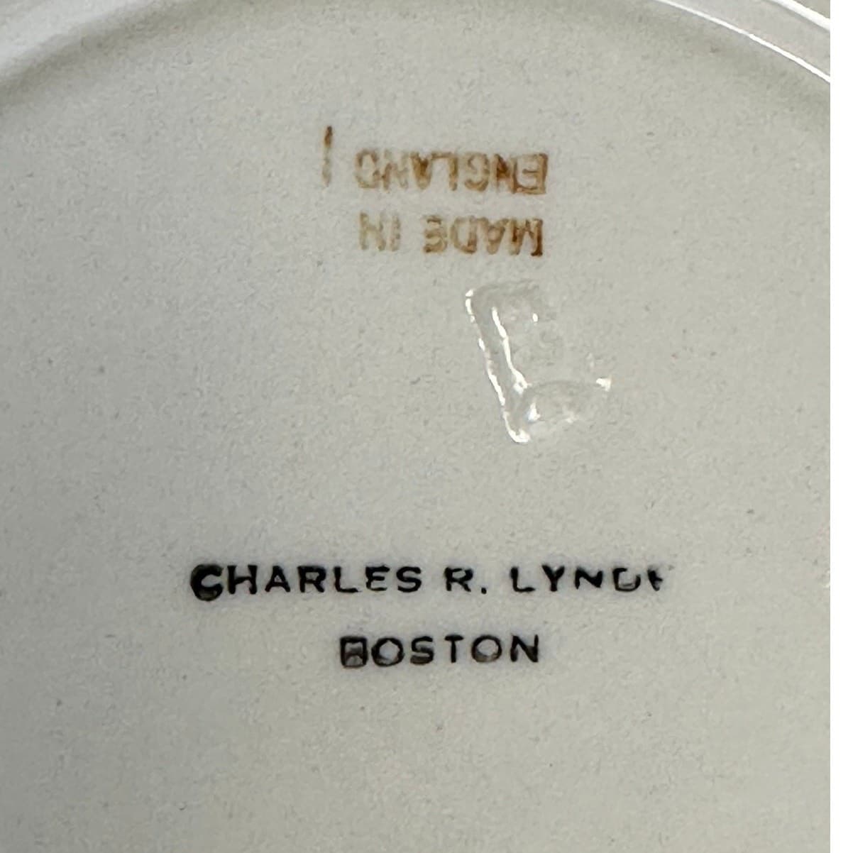 Charles R Lynde Boston Antique Gold Band 9" Luncheon/Dinner Plates-Set of 4 - Thumbnail 6