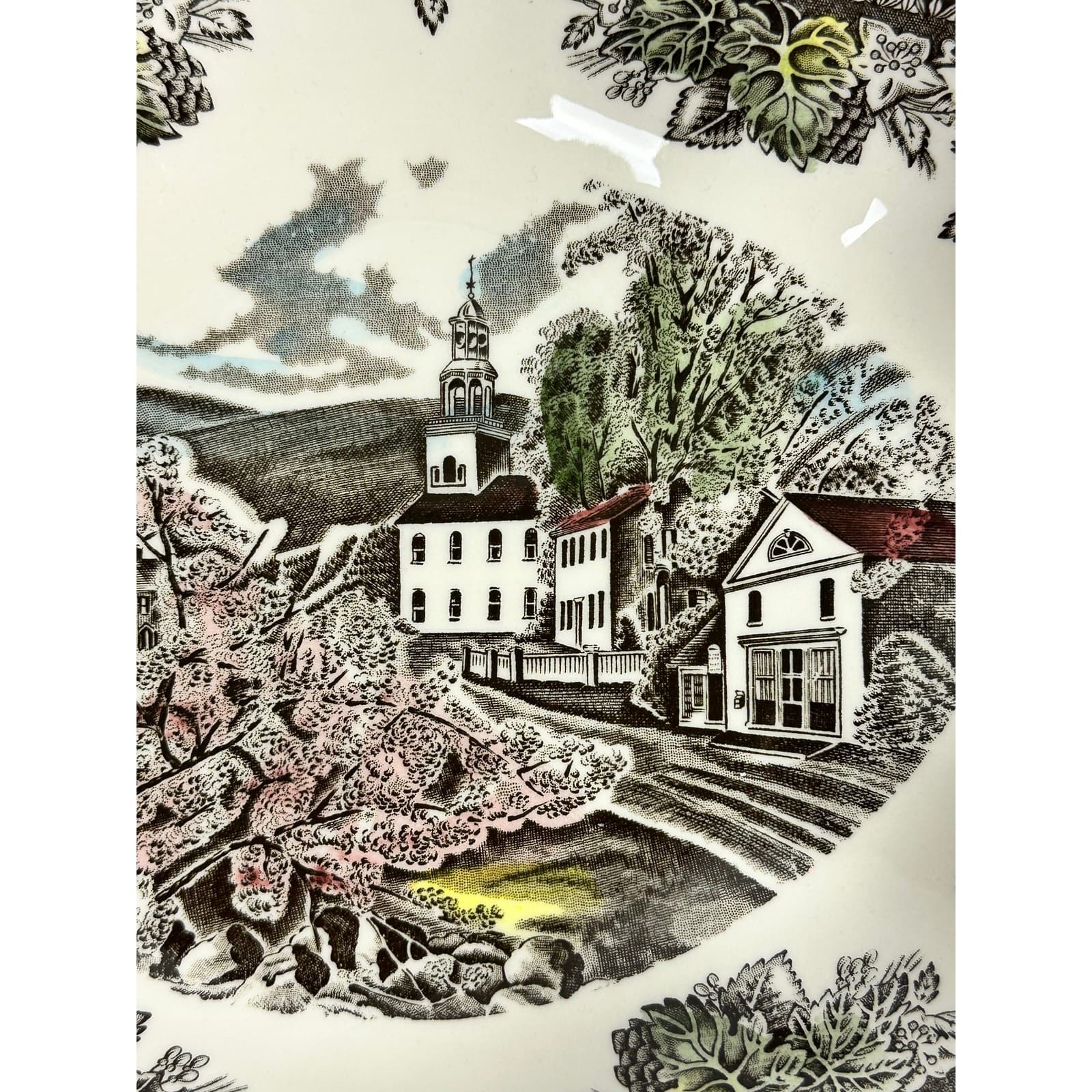 Johnson Bros Friendly Village England Vintage Village Green 11" Scalloped Bowl - Thumbnail 2
