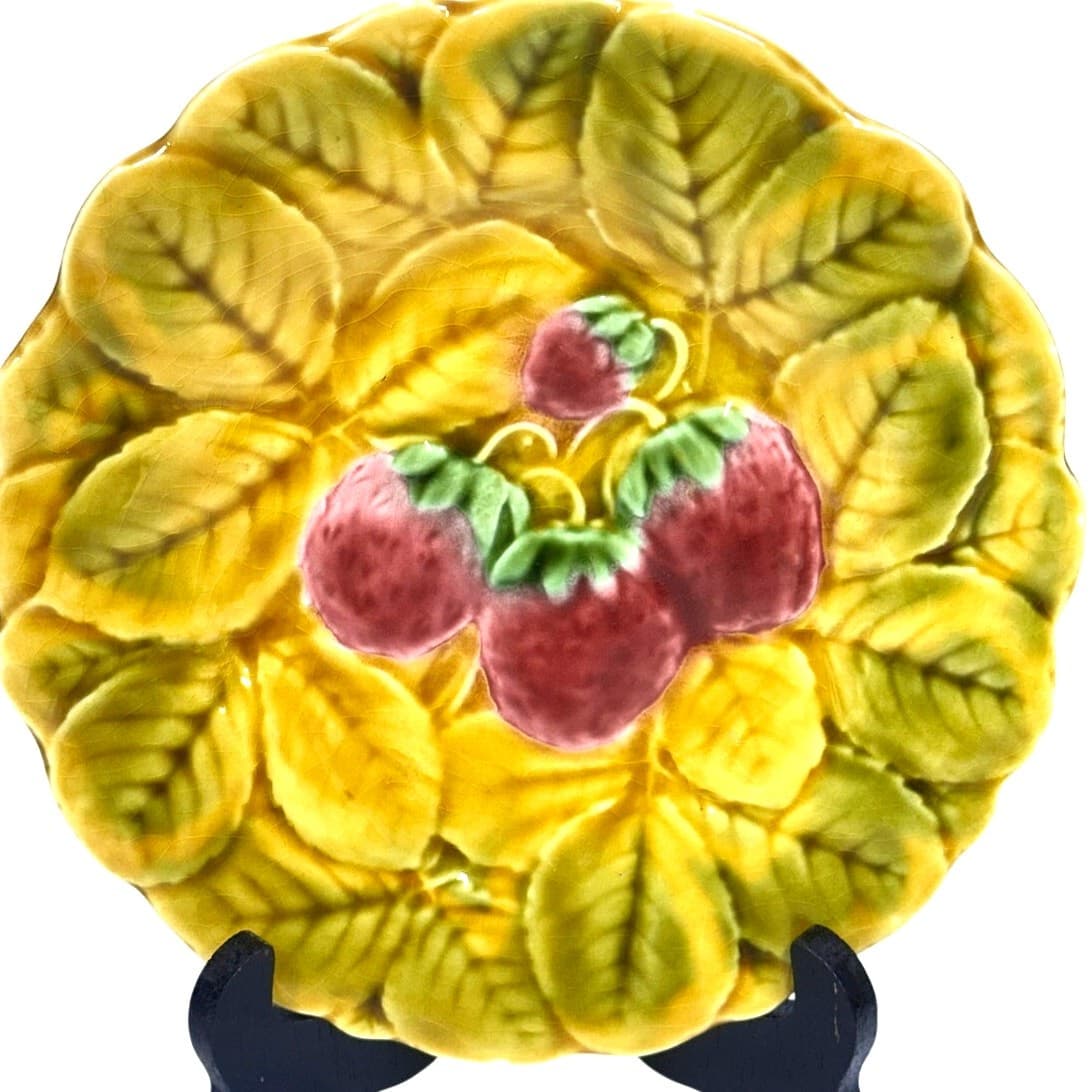 Sarreguemines France Antique 1920-1950 Majolica Fruit Dessert Plates-Set of 4 - Thumbnail 5