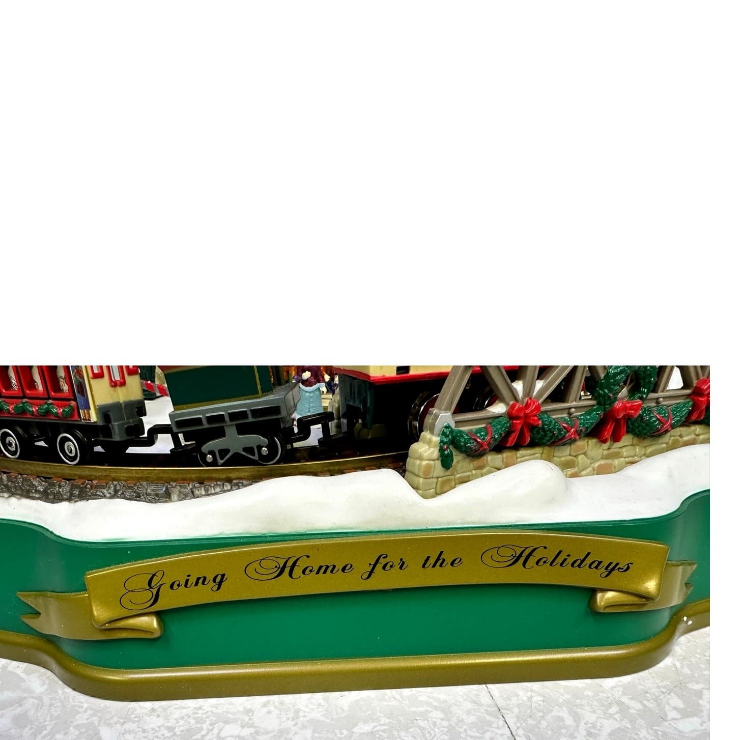 Mr. Christmas 'Going Home for The Holidays' Vintage 1998 Animated Train 50 Songs - Thumbnail 22