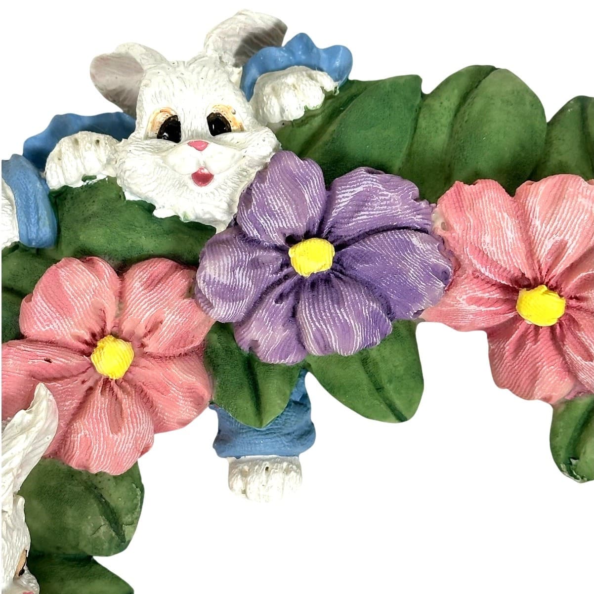 This York Resin Easter Wreath with Bunny Rabbits Vintage 1995 in Original Box! - Thumbnail 3