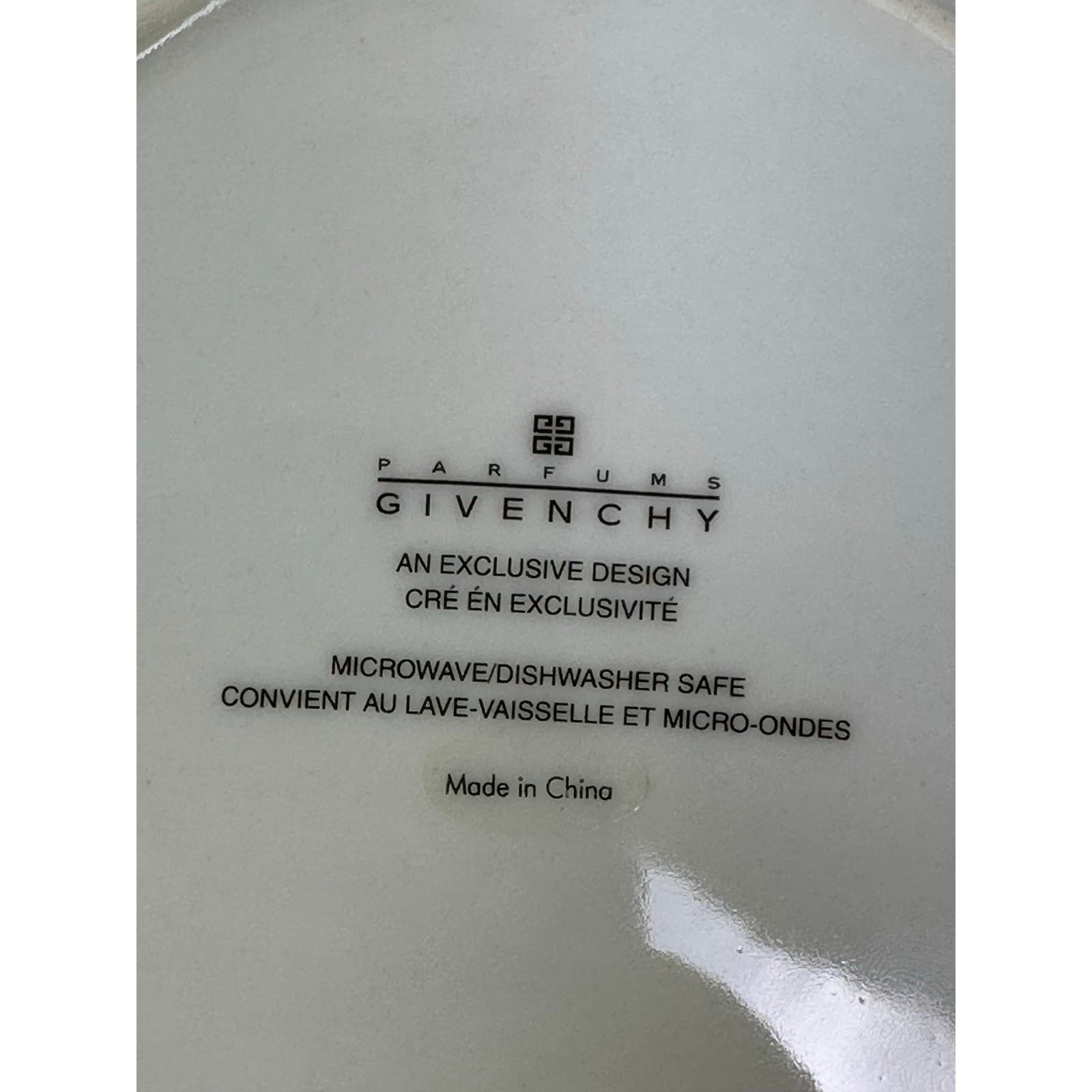 Givenchy Les Fleurs de Parfums 8.25" Salad/Dessert Plates-Excellent-Set of 2 - Thumbnail 9