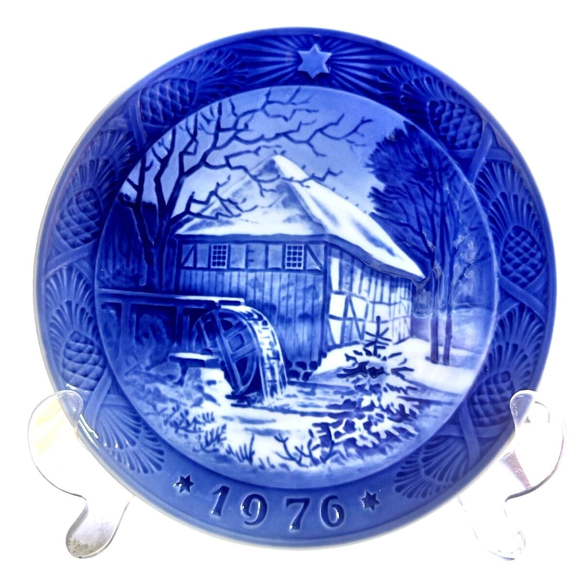 Royal Copenhagen Denmark 1976 Annual Christmas Plate 'Danish Watermill'
