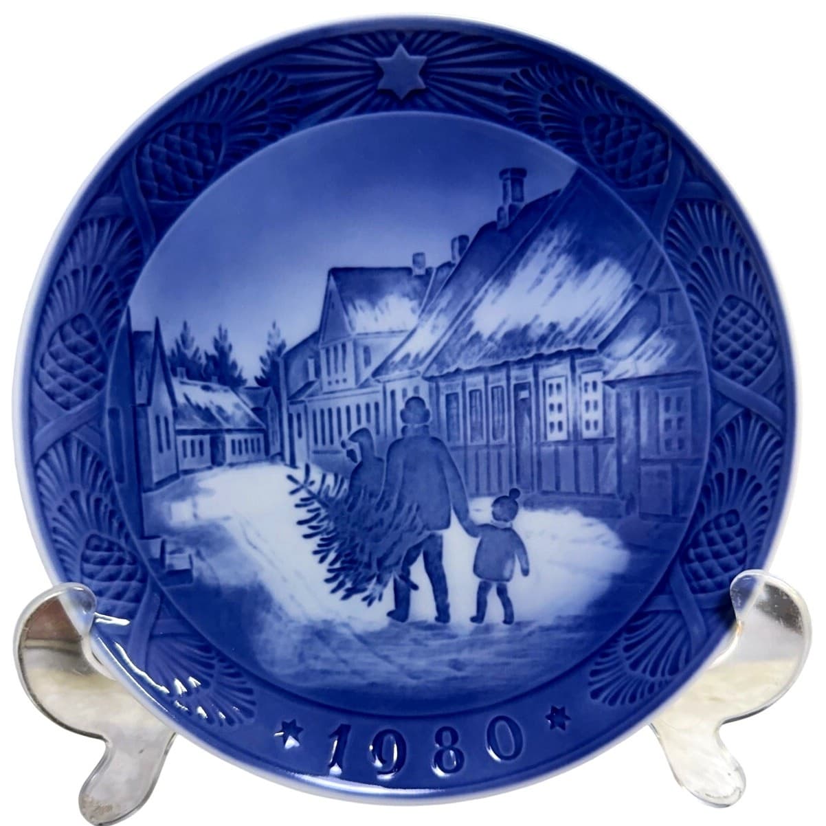 Royal Copenhagen Denmark 1980 Annual Christmas Plate-Bringing the Christmas Tree