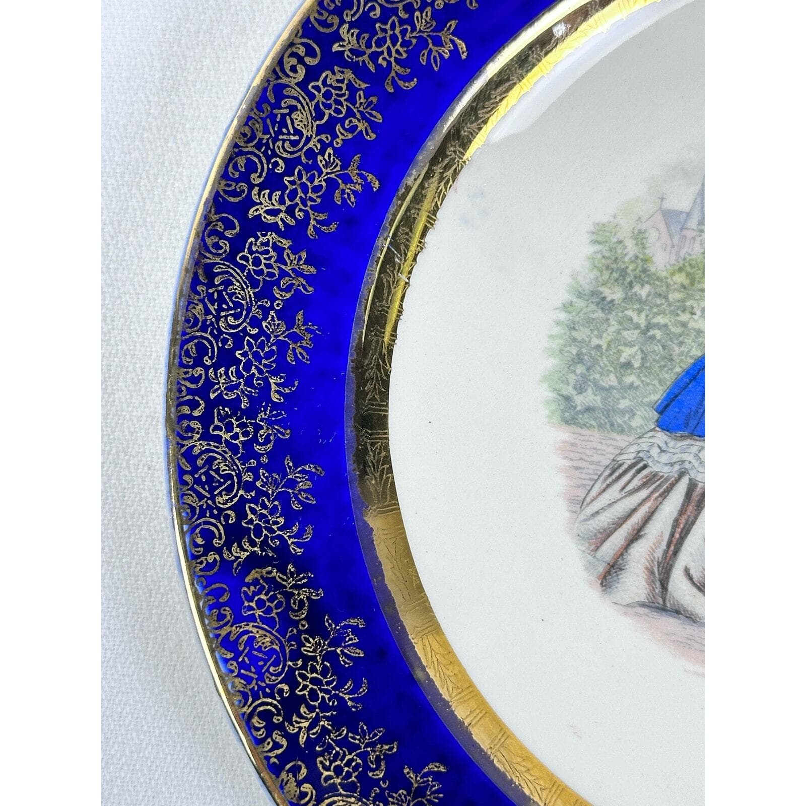 NASCO 23 Karat Gold & Navy Blue Victorian Scene Accent Plate Japan 1950s ￼ - Thumbnail 3
