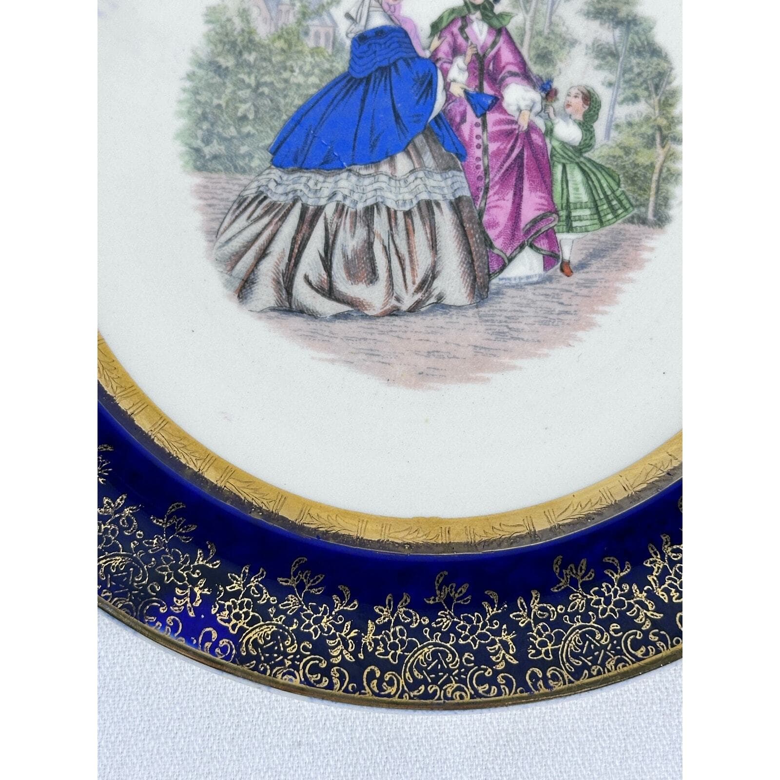 NASCO 23 Karat Gold & Navy Blue Victorian Scene Accent Plate Japan 1950s ￼ - Thumbnail 5