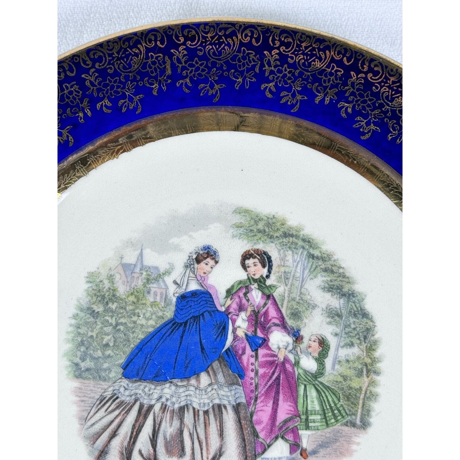 NASCO 23 Karat Gold & Navy Blue Victorian Scene Accent Plate Japan 1950s ￼ - Thumbnail 4