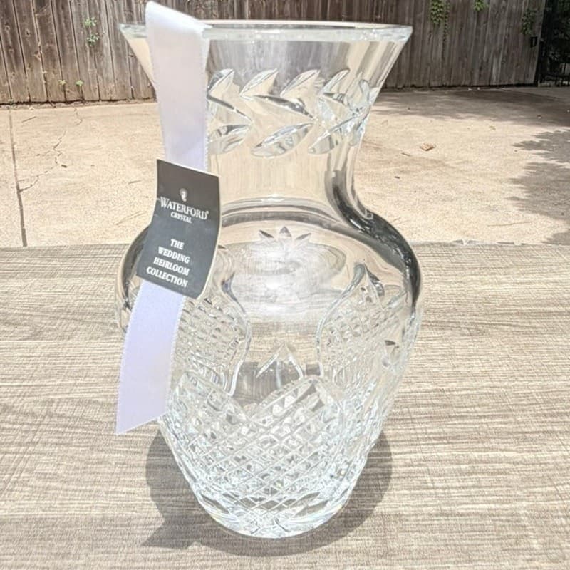 Waterford Crystal Wedding Heirloom 7" Vase #109174 Ireland Box Tag Heart Cut