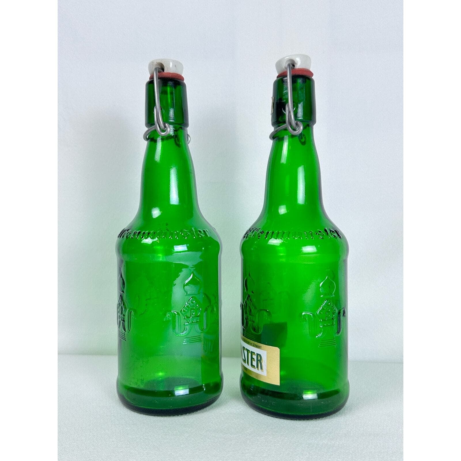 ALTENMUNSTER Pair Pint Green Ceramic Cap Beer Bottles Germany Good - Thumbnail 3