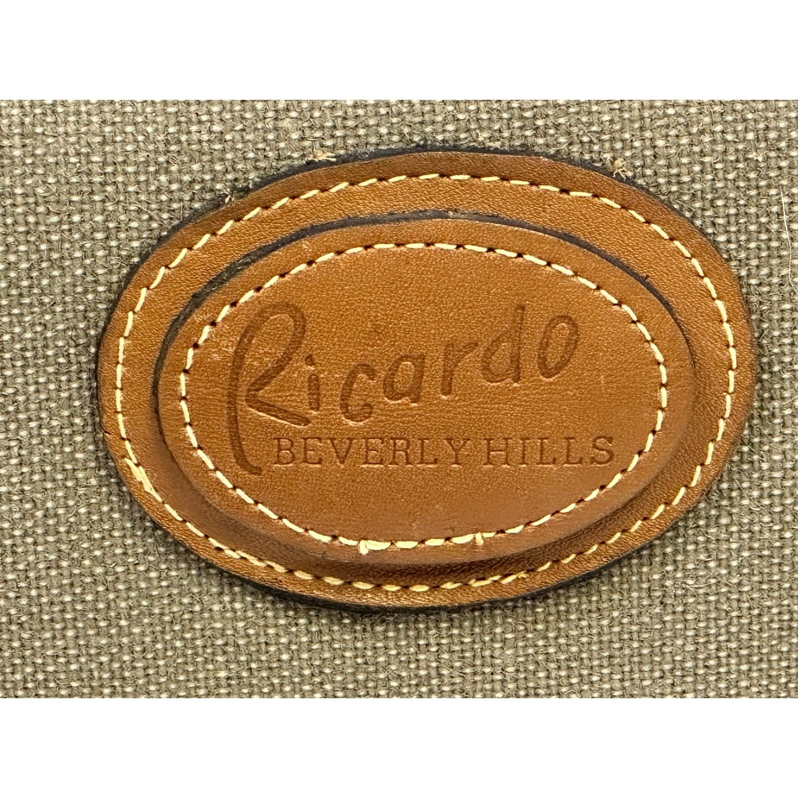 Ricardo Beverly Hills 13" Cosmetic/Carryon Canvas/Leather Bag Shoulder Strap - Thumbnail 2