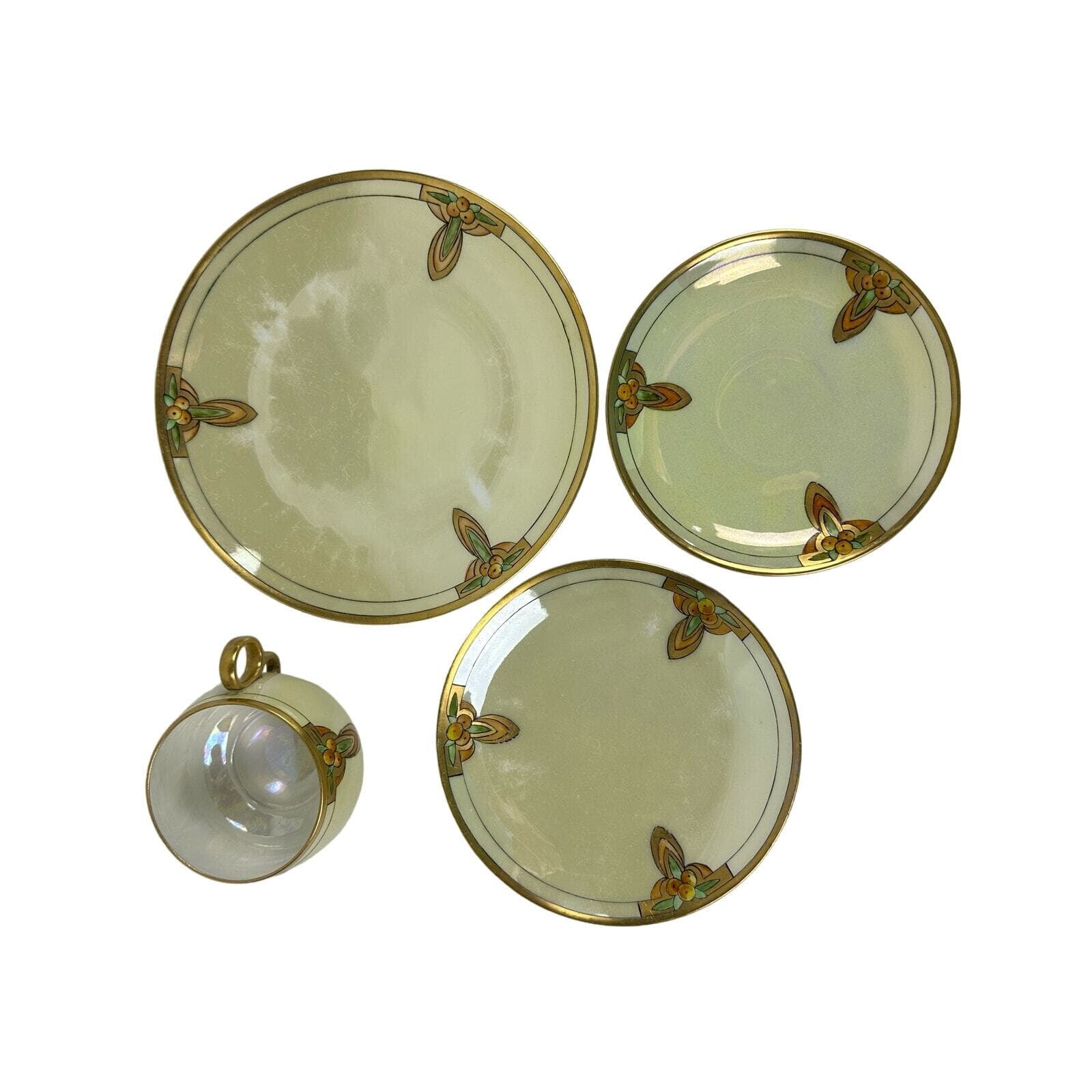 Art Nevo Thomas Bavaria 4 piece Luncheon in Light Sun Yellow & oranges Gold Rim - Thumbnail 7
