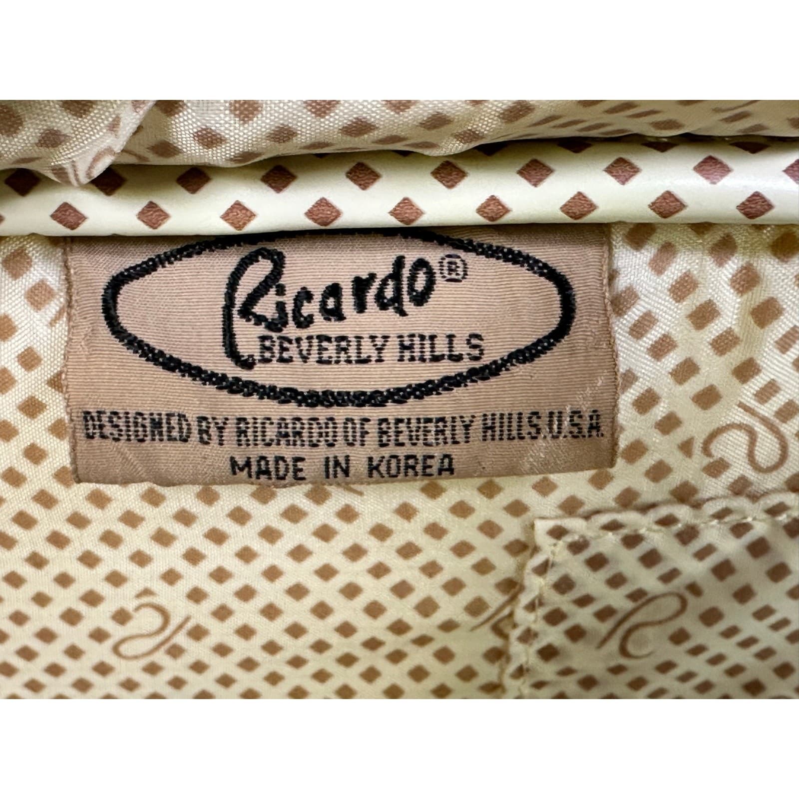 Ricardo Beverly Hills 13" Cosmetic/Carryon Canvas/Leather Bag Shoulder Strap - Thumbnail 11