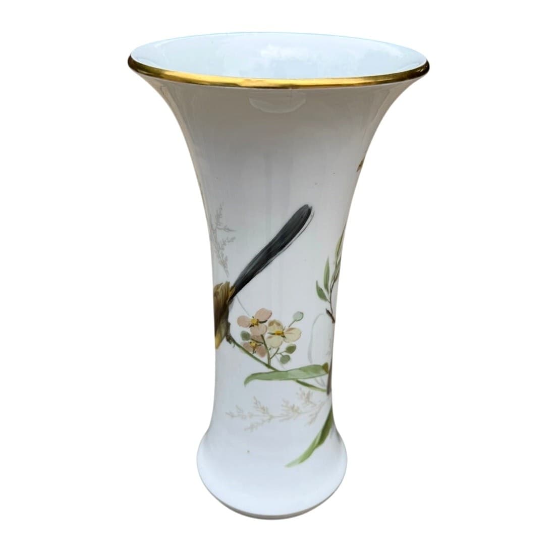 Antique Meissen Hand Painted Bird & Butterfly Porcelain Trumpet Vase 9.5" - Thumbnail 5
