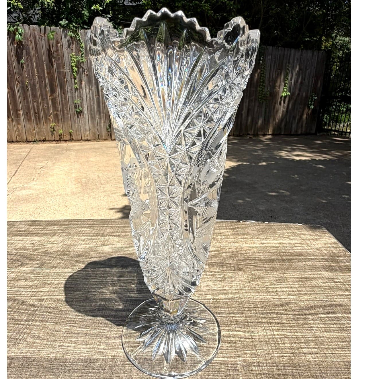Vintage Hofbauer Byrdes Lead Crystal Pedestal Vase 10.5" Etched Birds Germany - Thumbnail 3