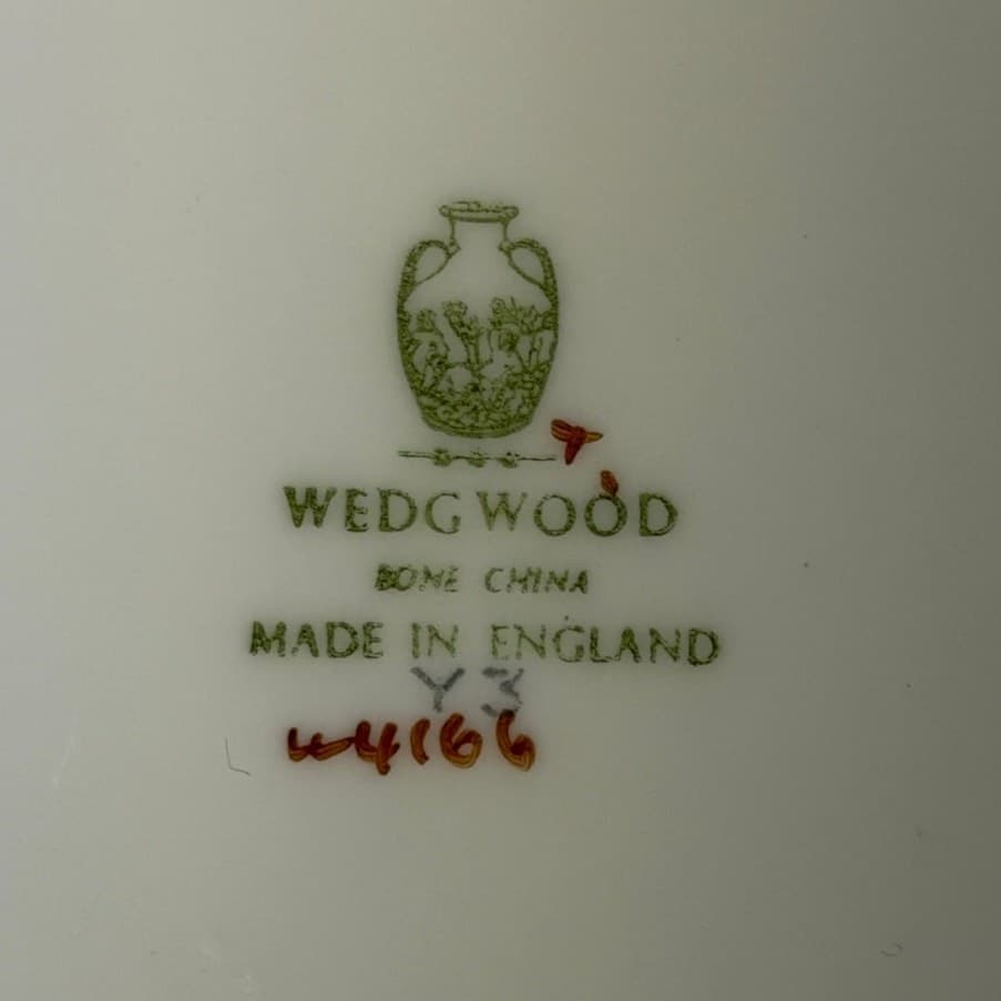 Wedgwood Retired 1952-1965 'Wild Oats' Bone China 6.75" Dessert Plates-Set of 8 - Thumbnail 5
