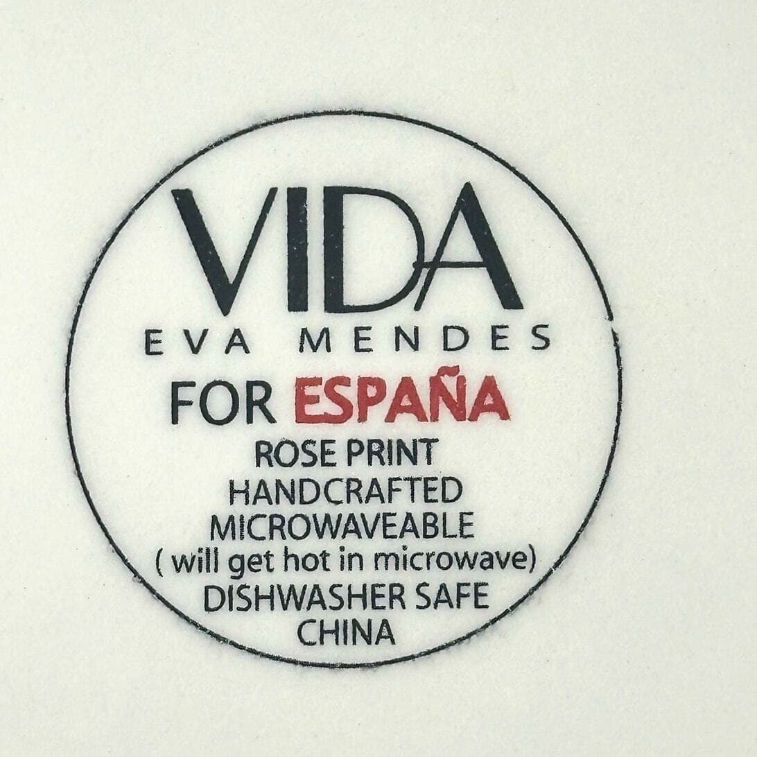 Eva Mendes VIDA Rose Print for ESPANA 8.5 " Round Salad Plate-Excellent to Mint! - Thumbnail 7