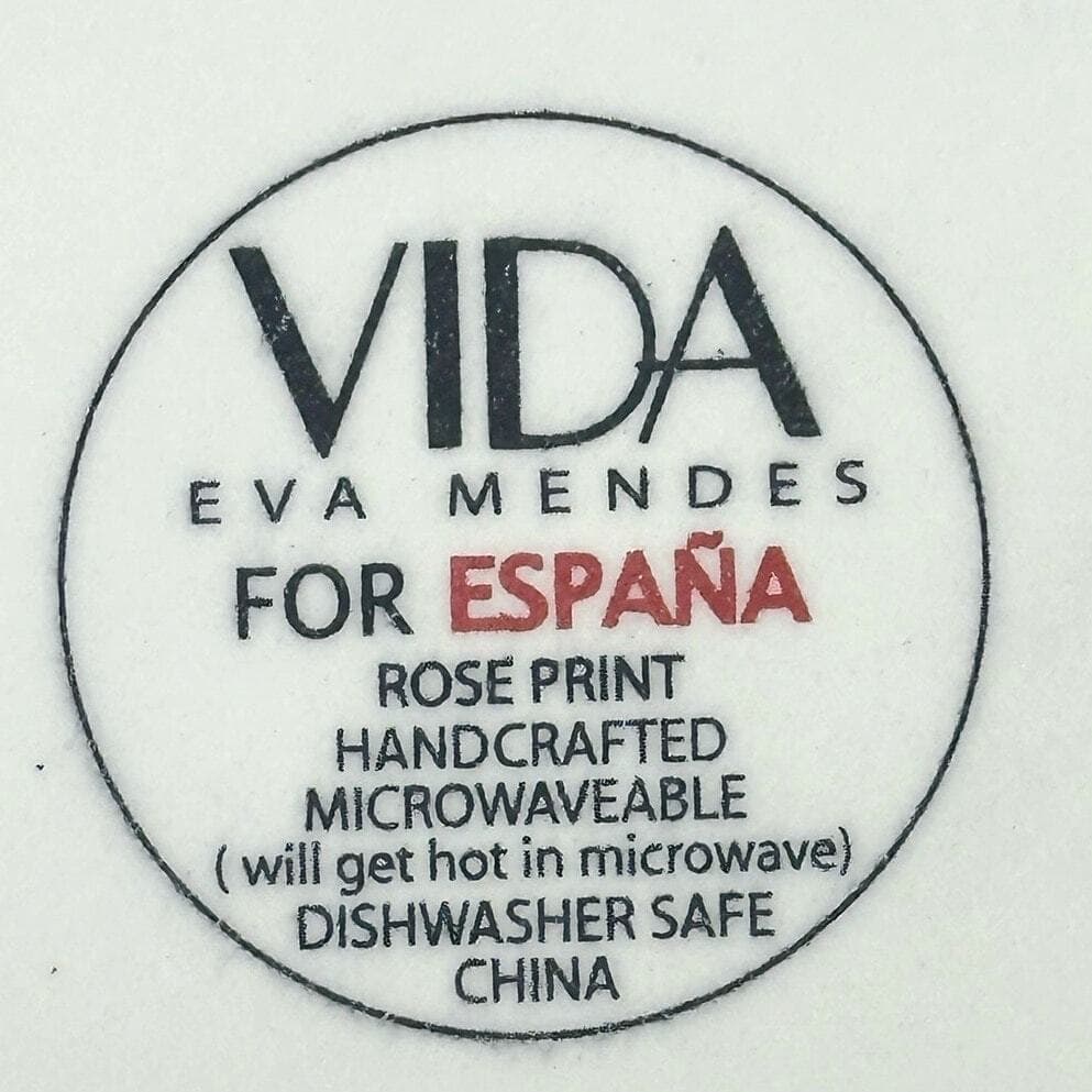 Eva Mendes VIDA Rose Print for ESPANA 11 " Dinner Plate-Excellent to Mint! - Thumbnail 7