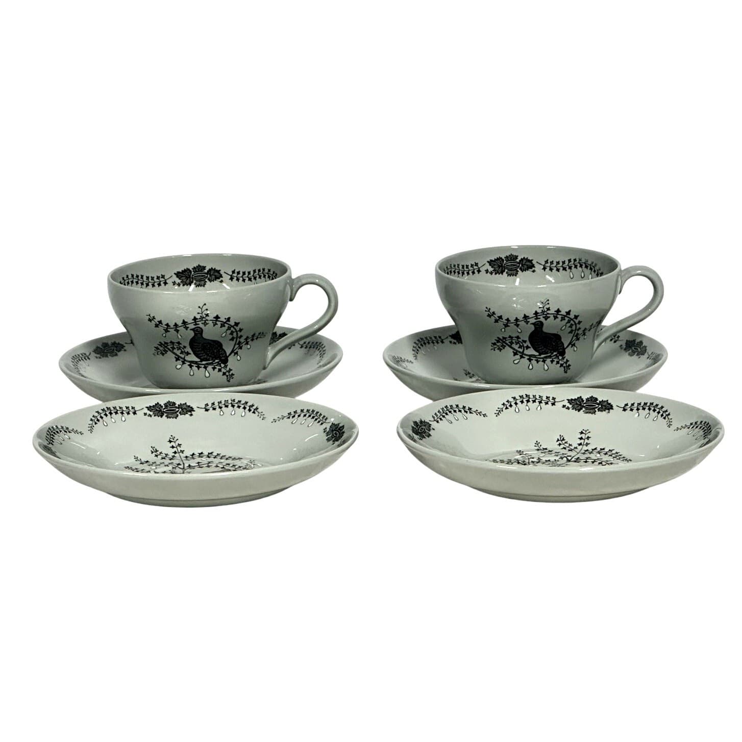 Wedgwood 1957-1964 Retired 'Partridge in a Pear Tree' 2 Footed Cups/4 Saucers - Thumbnail 2