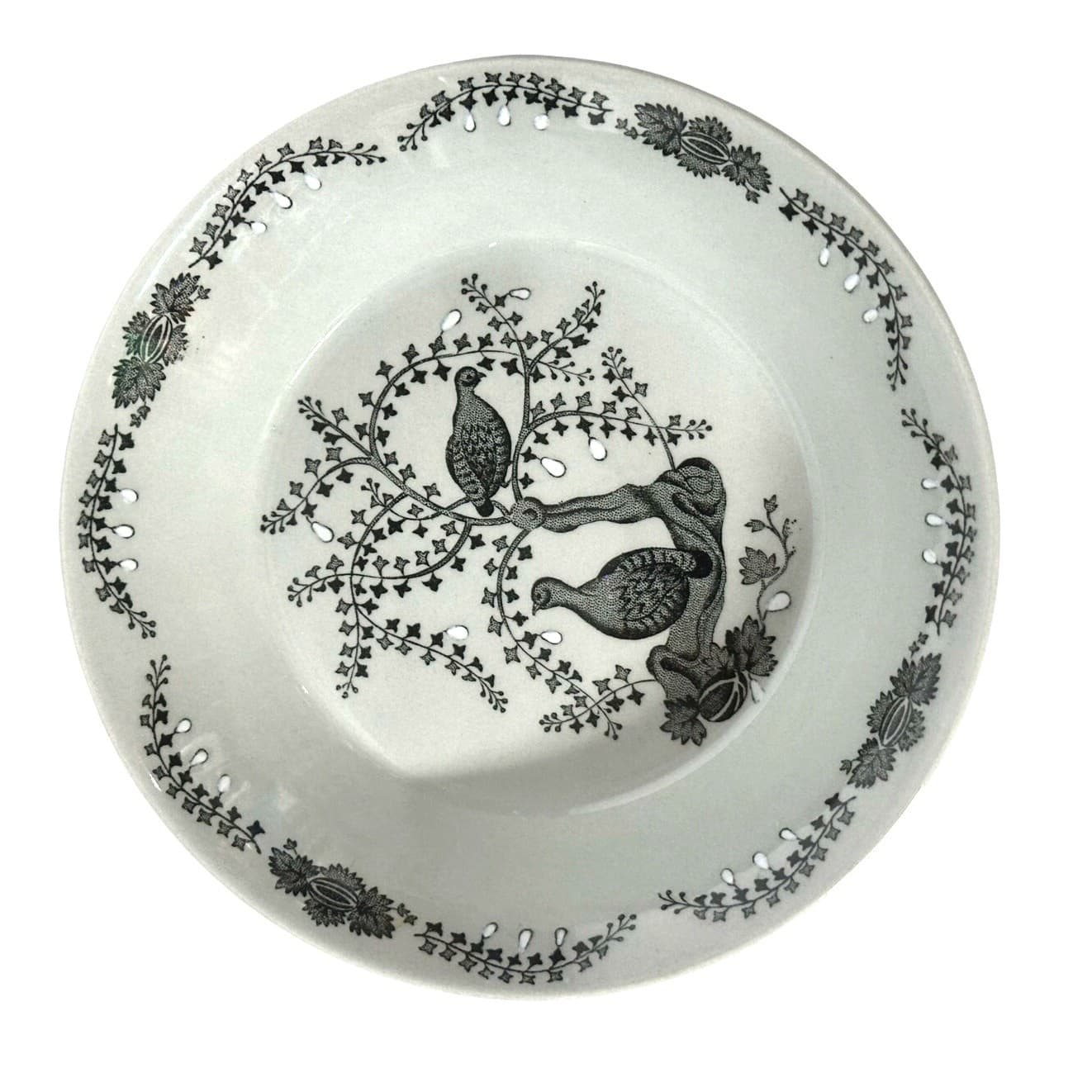 Wedgwood 1957-1964 Retired 'Partridge in a Pear Tree' Fruit/Dessert Bowls-Set 4 - Thumbnail 3