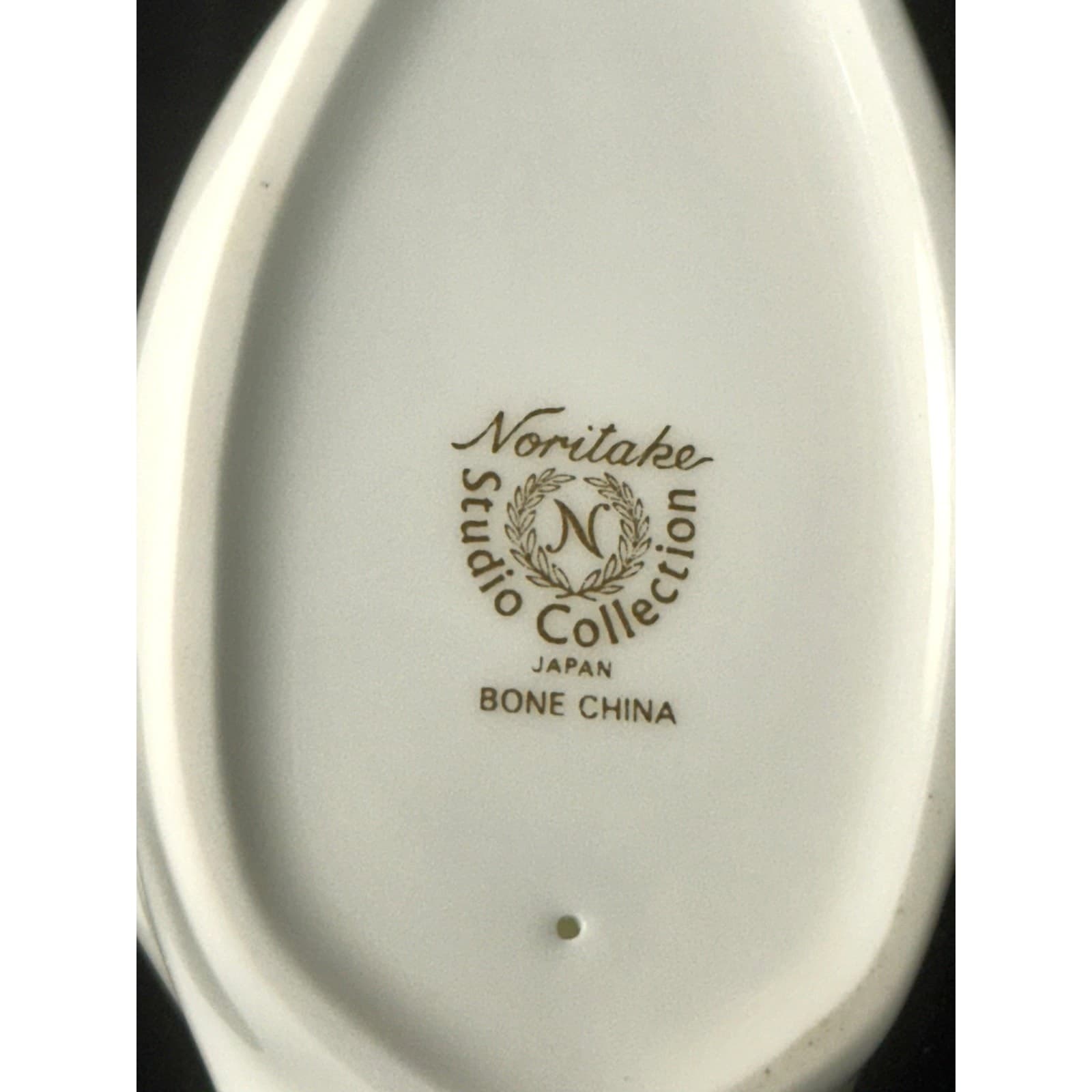 Noritake Studio Collection Bone China Pair of Swan Figurines-Exquisite - Thumbnail 9