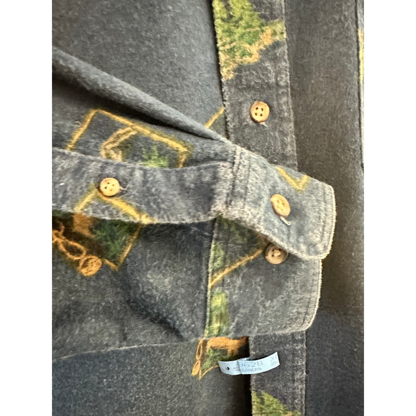 Eddie Bauer Men's M 100% Cotton Vintage Flannel Outdoor Animals Wildlife Pattern - Thumbnail 6