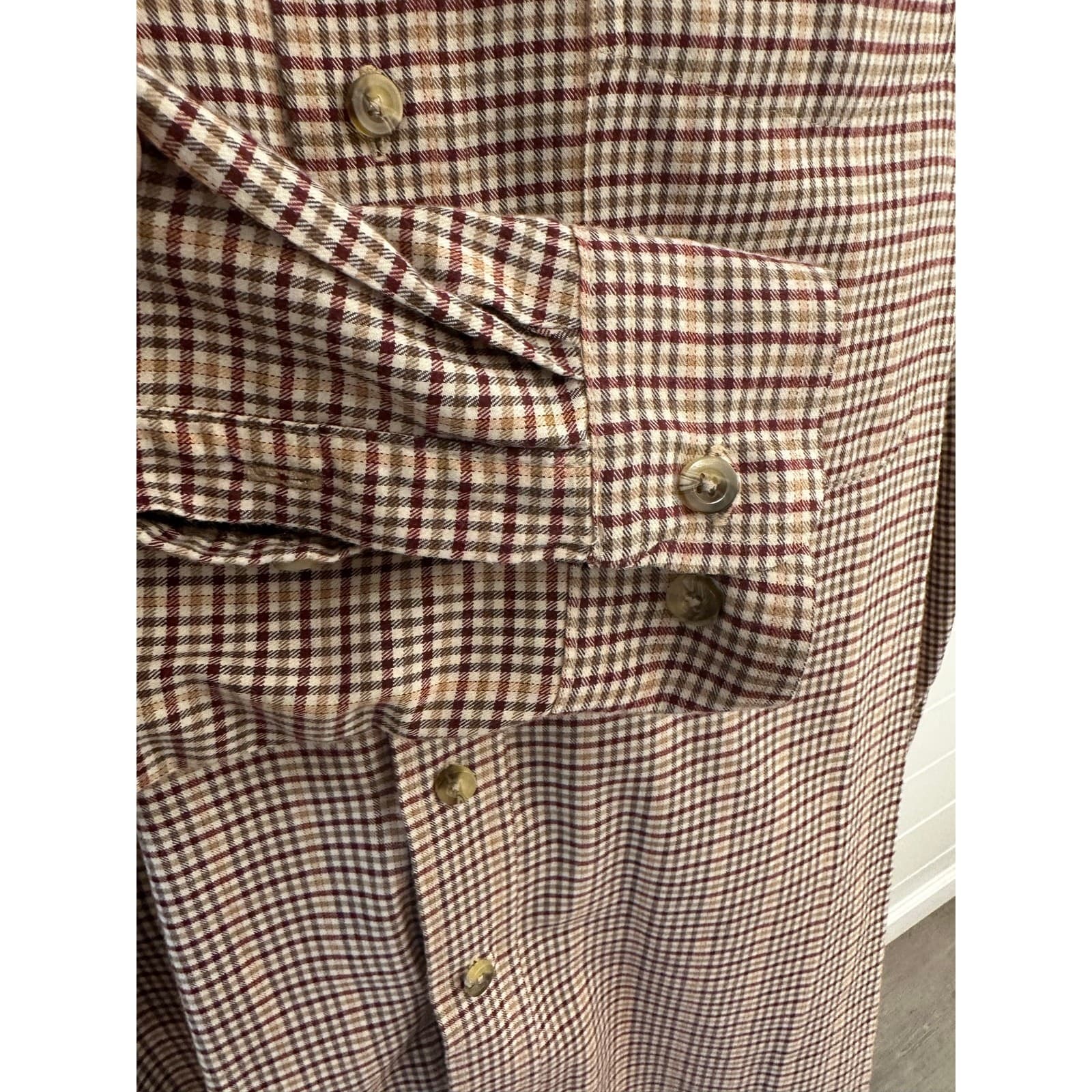 L L Bean Men's Large Wrinkle Free Kennebunk Sport LS Button-Down Traditional Fit - Thumbnail 4