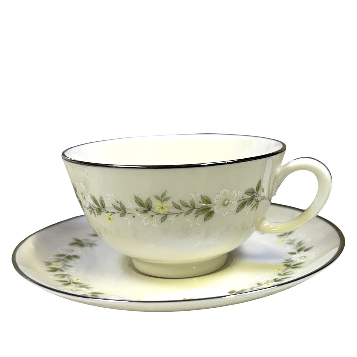 Noritake 'Cornelia' Ivory China Retired 1968-76-115 Piece Set-Service For 12 - Thumbnail 15