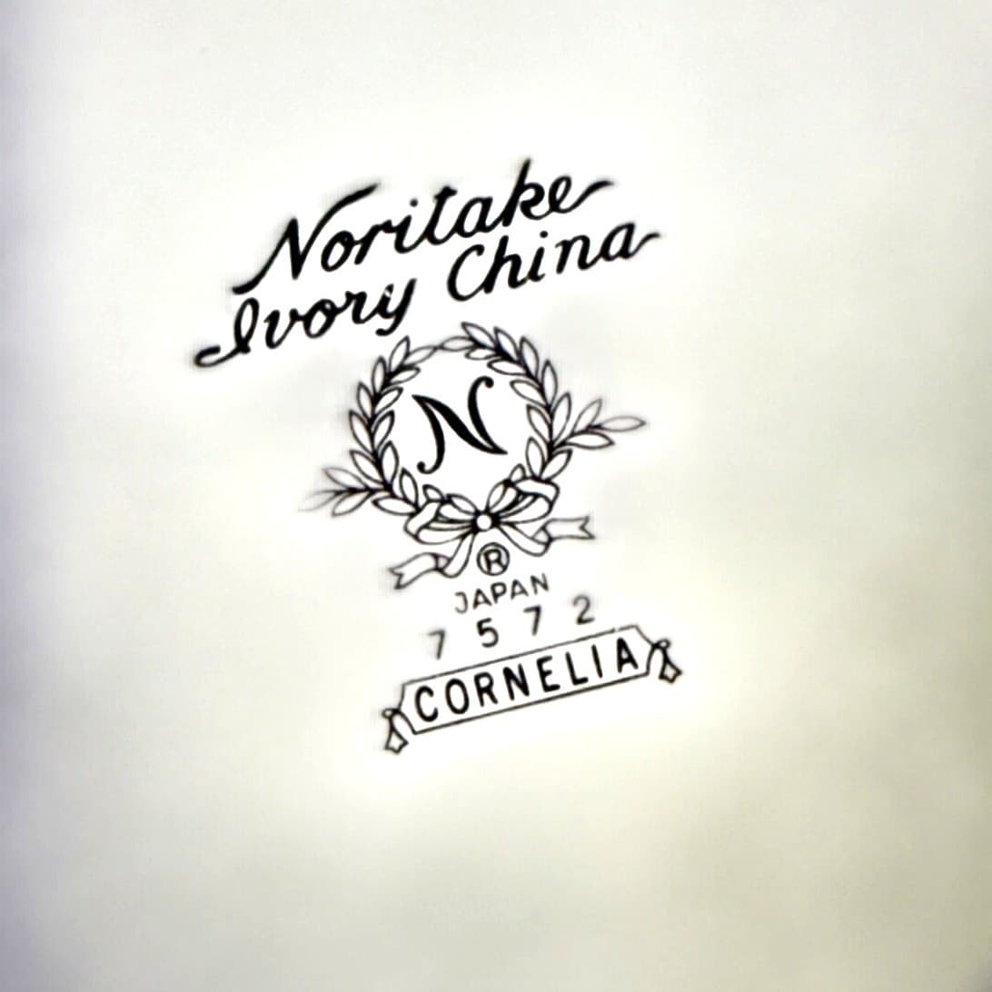 Noritake 'Cornelia' Ivory China Retired 1968-76-115 Piece Set-Service For 12 - Thumbnail 24
